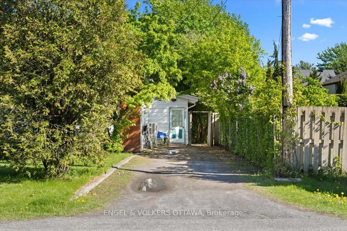 Photo 39 of 1712 St. Barbara Street, Ottawa, Blossom Park/Leitrim — HOMEH