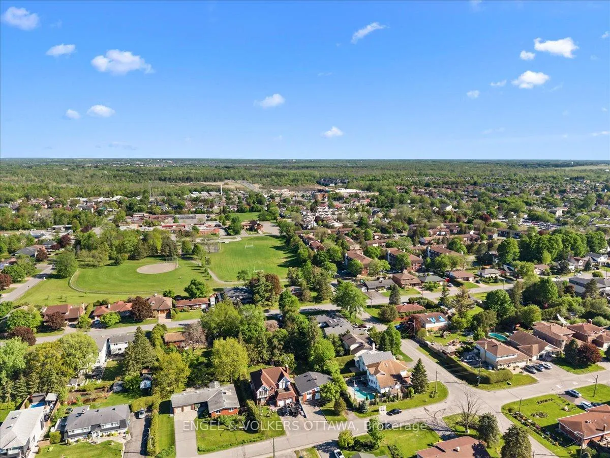 Photo 43 of 1712 St. Barbara Street, Ottawa, Blossom Park/Leitrim — HOMEH