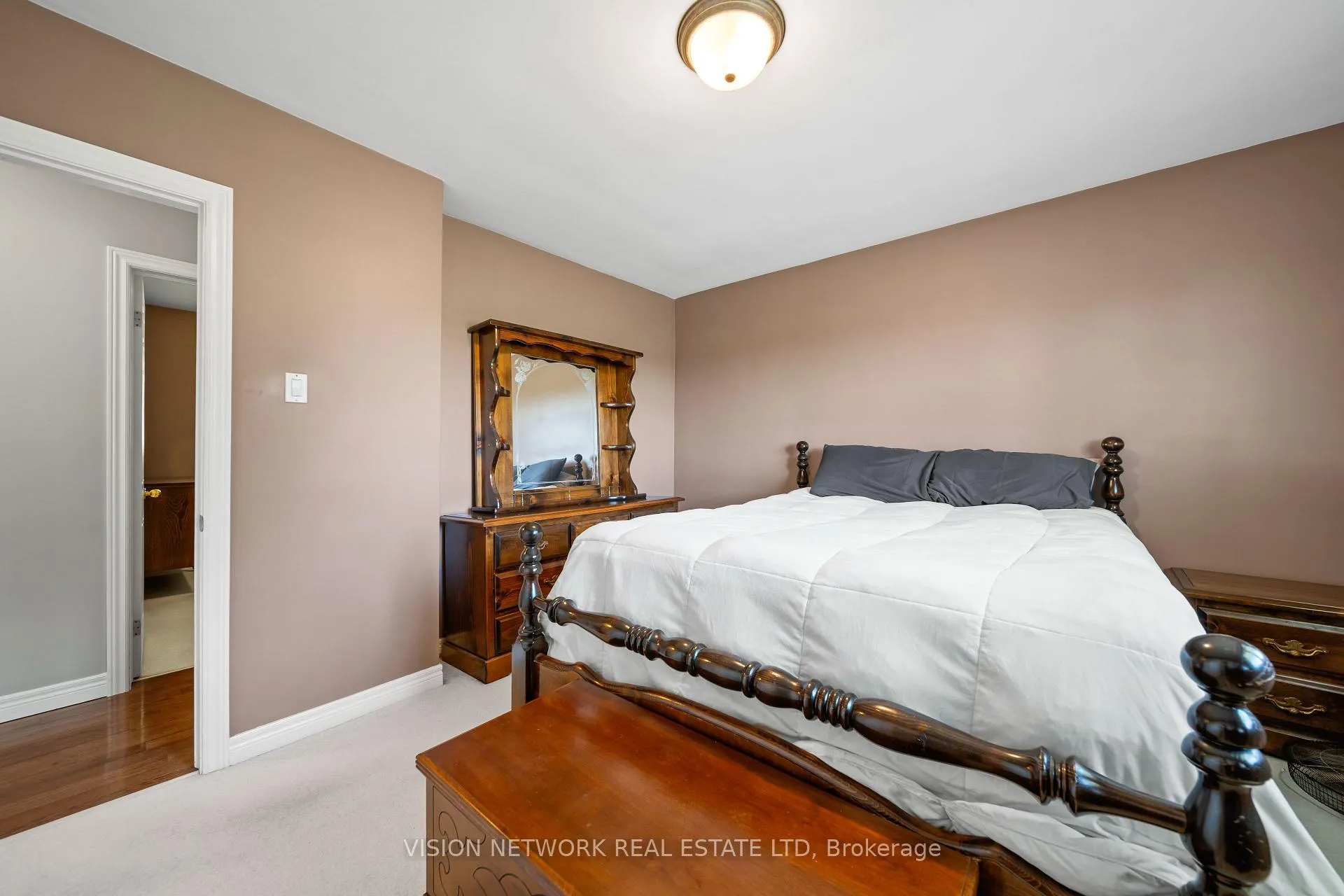 Photo 15 of 16909 Evelyn Drive, Thames Centre, Rural Thames Centre — HOMEH