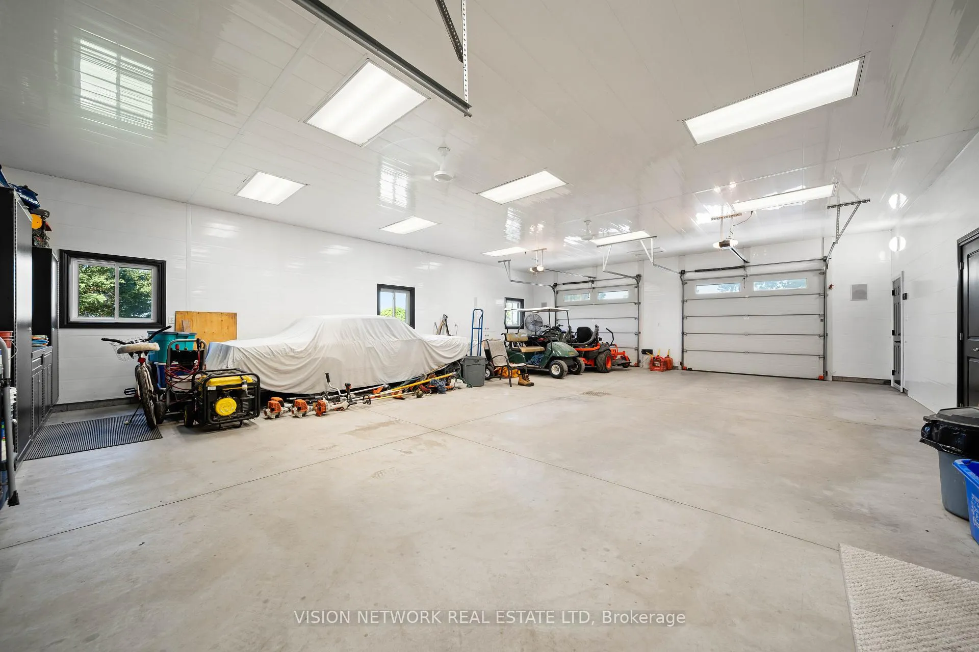 Photo 24 of 16909 Evelyn Drive, Thames Centre, Rural Thames Centre — HOMEH