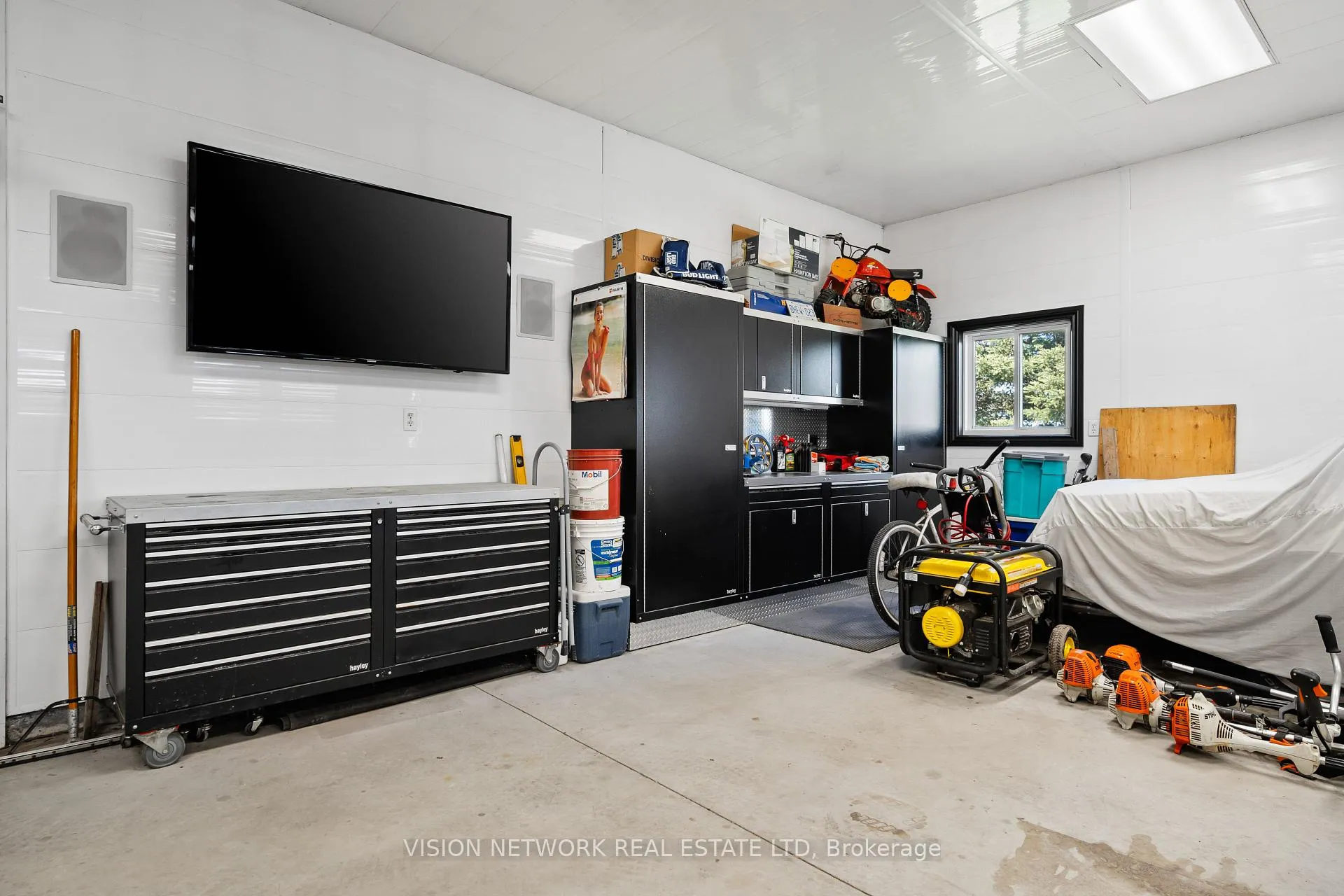 Photo 26 of 16909 Evelyn Drive, Thames Centre, Rural Thames Centre — HOMEH