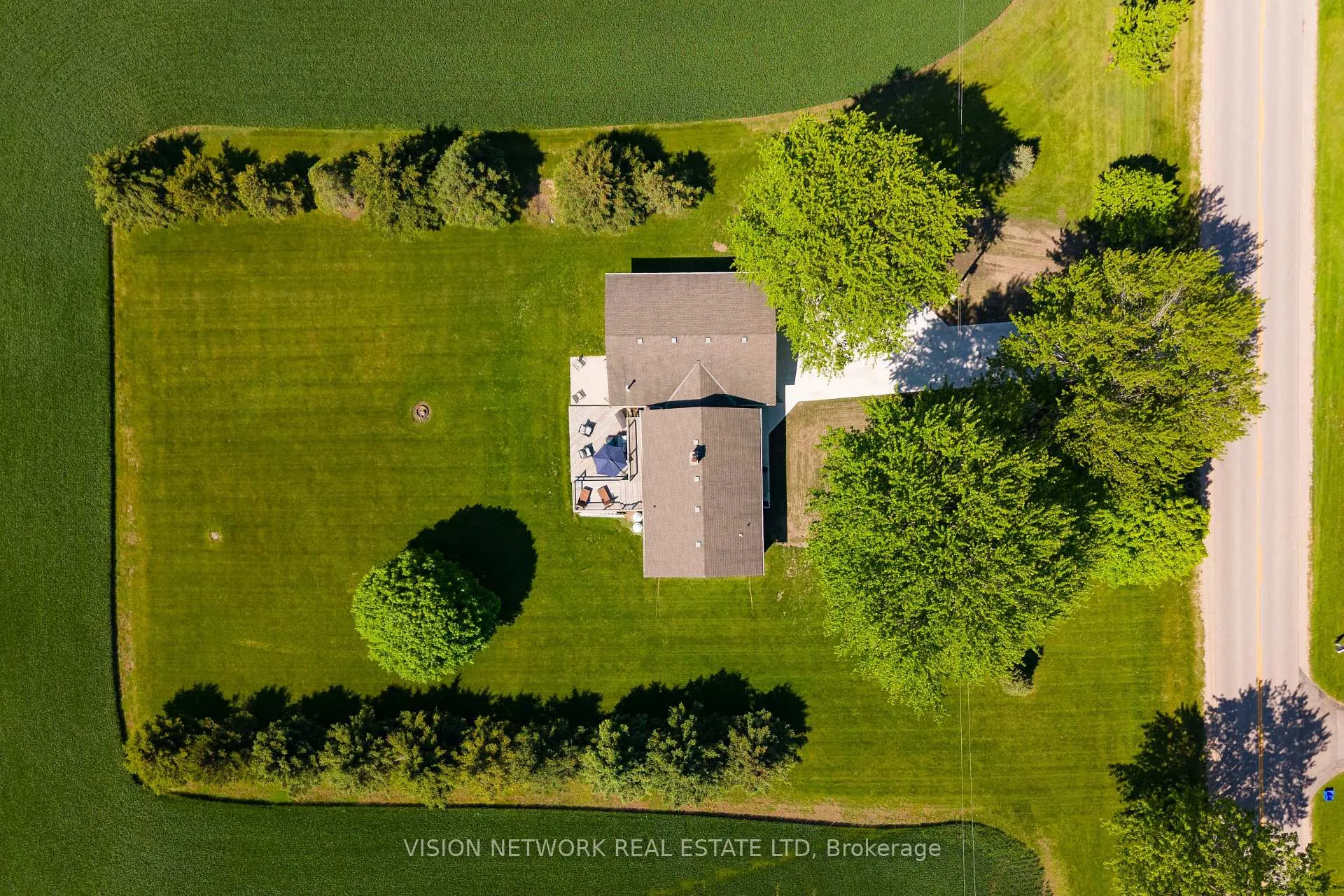 Photo 37 of 16909 Evelyn Drive, Thames Centre, Rural Thames Centre — HOMEH