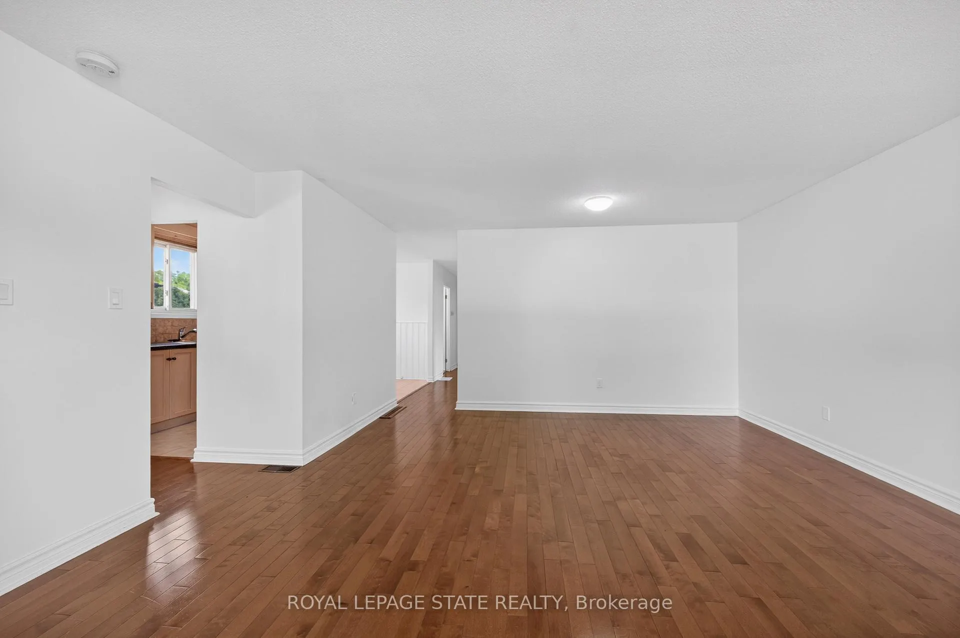 Photo 8 of 68 Duncairn Crescent, Hamilton, Gourley — HOMEH