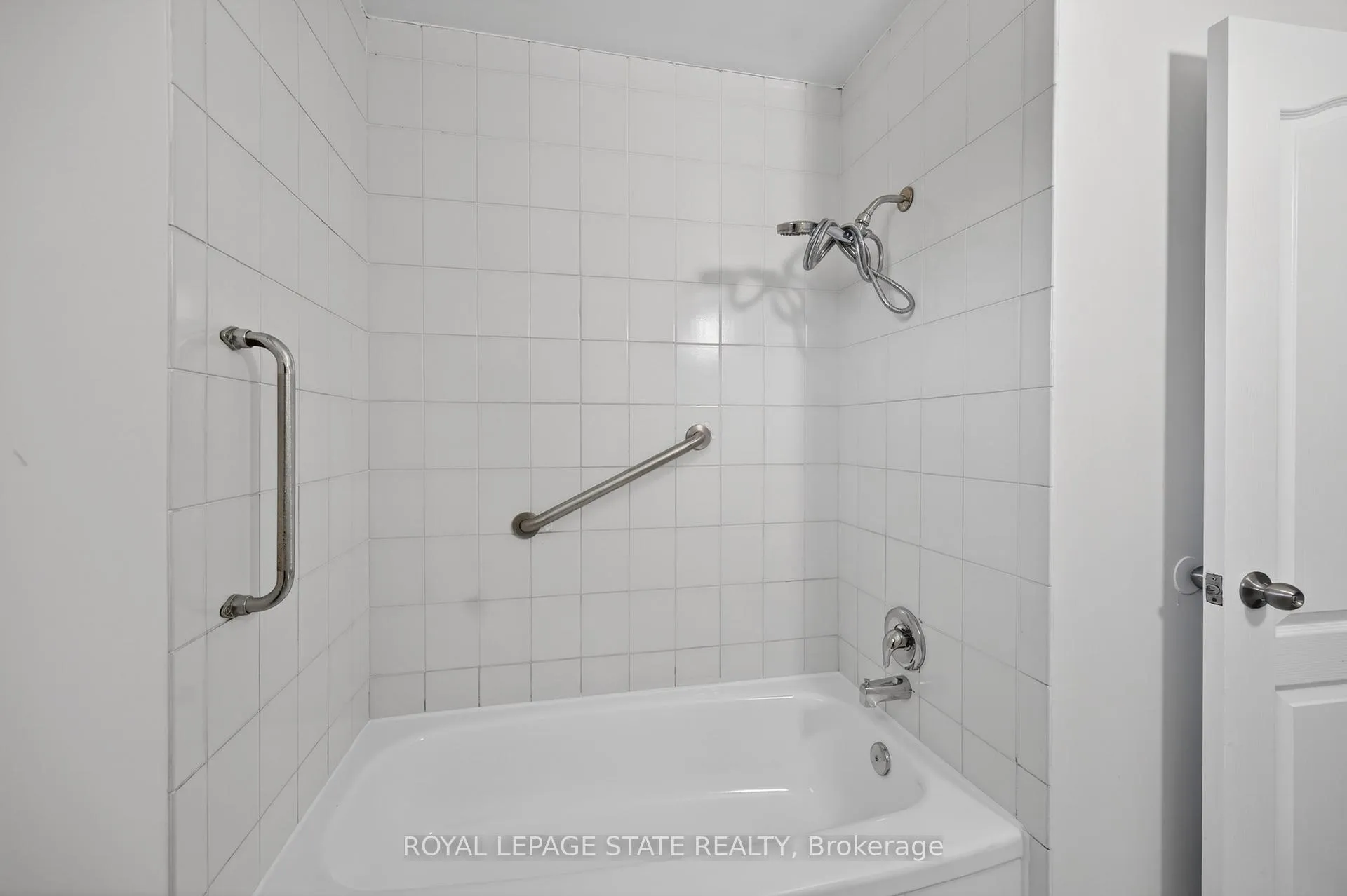 Photo 30 of 68 Duncairn Crescent, Hamilton, Gourley — HOMEH
