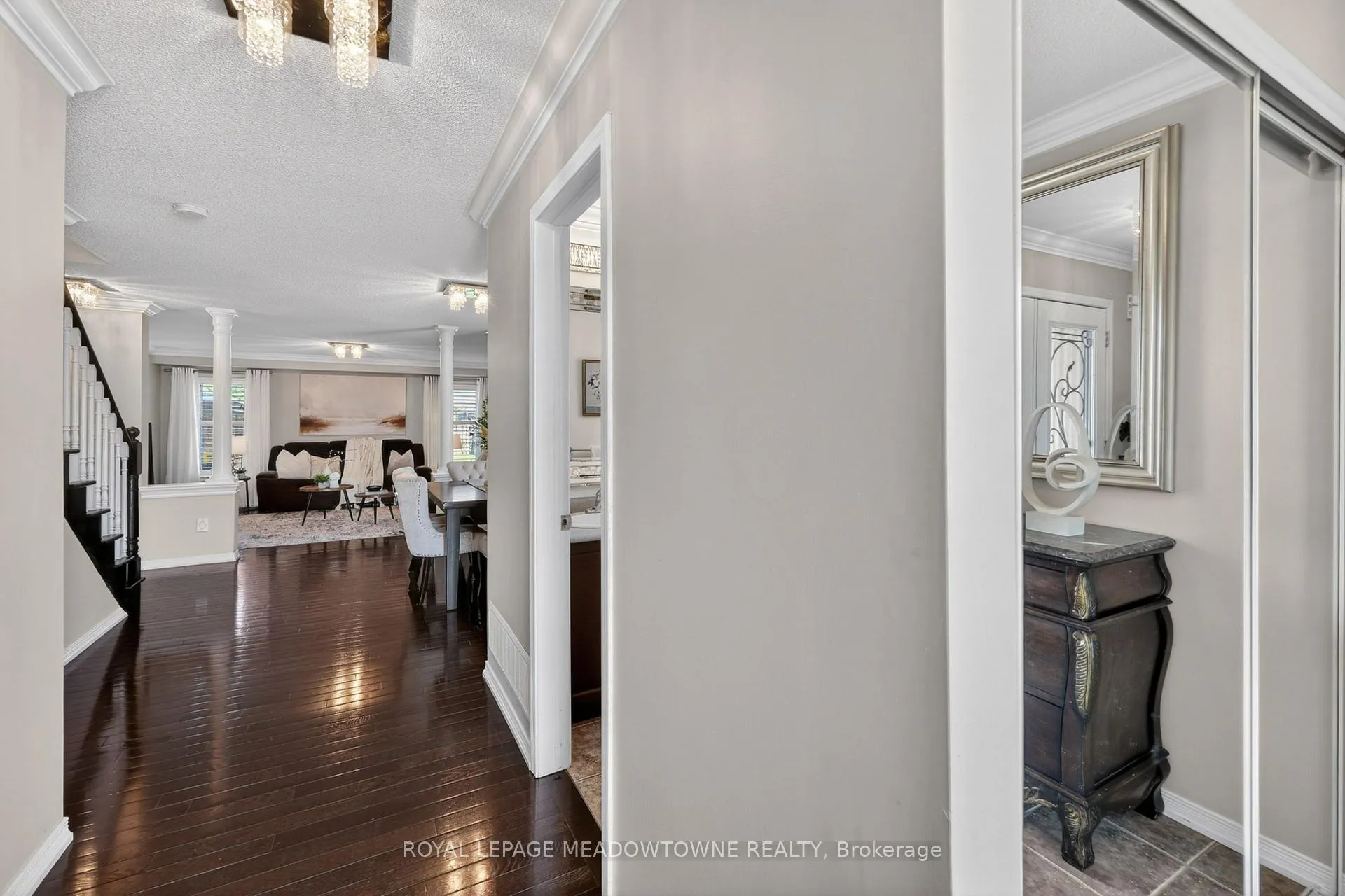 Photo 7 of 1452 Bassingthwaite Court, Innisfil, Alcona — HOMEH