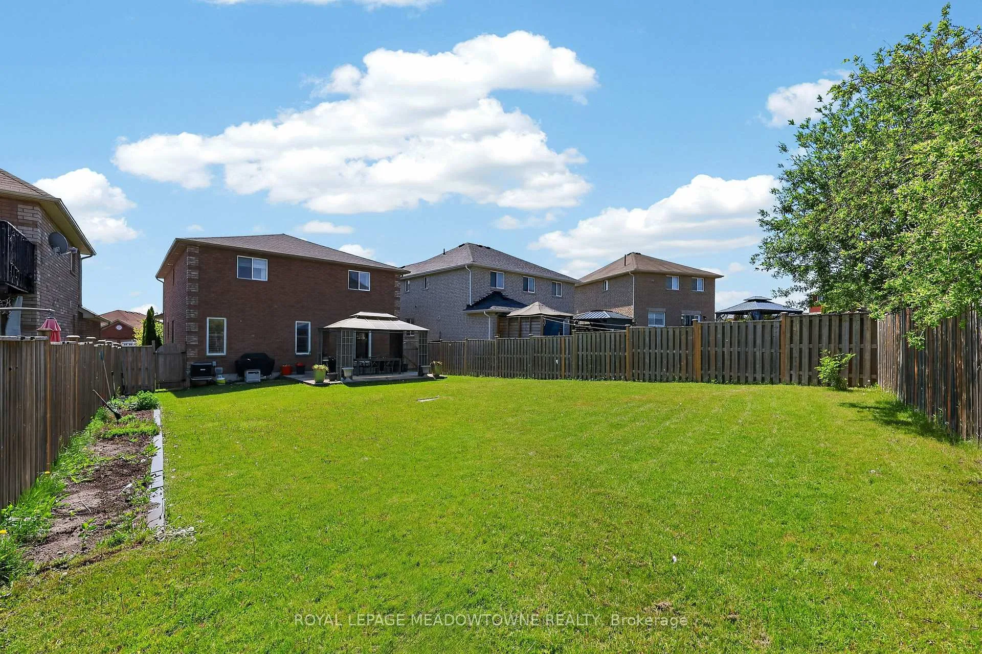 Photo 45 of 1452 Bassingthwaite Court, Innisfil, Alcona — HOMEH