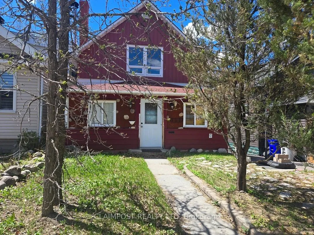 Front of 143 Tamarack Street
