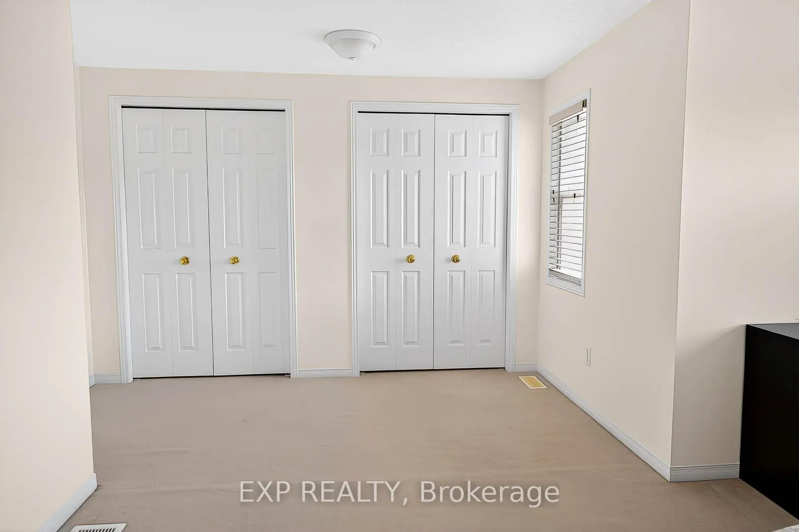 Photo 17 of 600 Winterberry Avenue, Waterloo — HOMEH