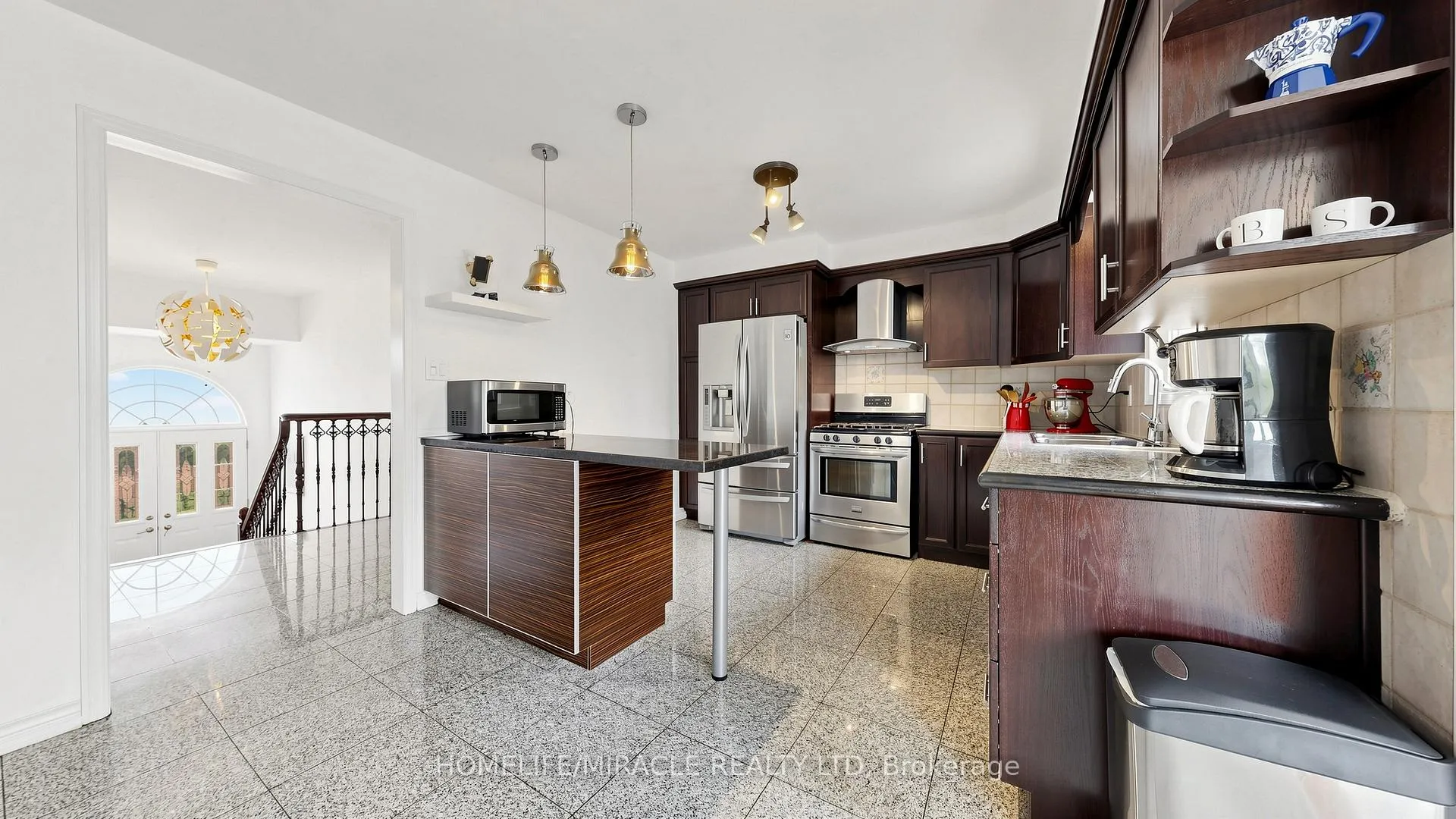Photo 12 of 35 Pioneer Lane, Vaughan, East Woodbridge — HOMEH