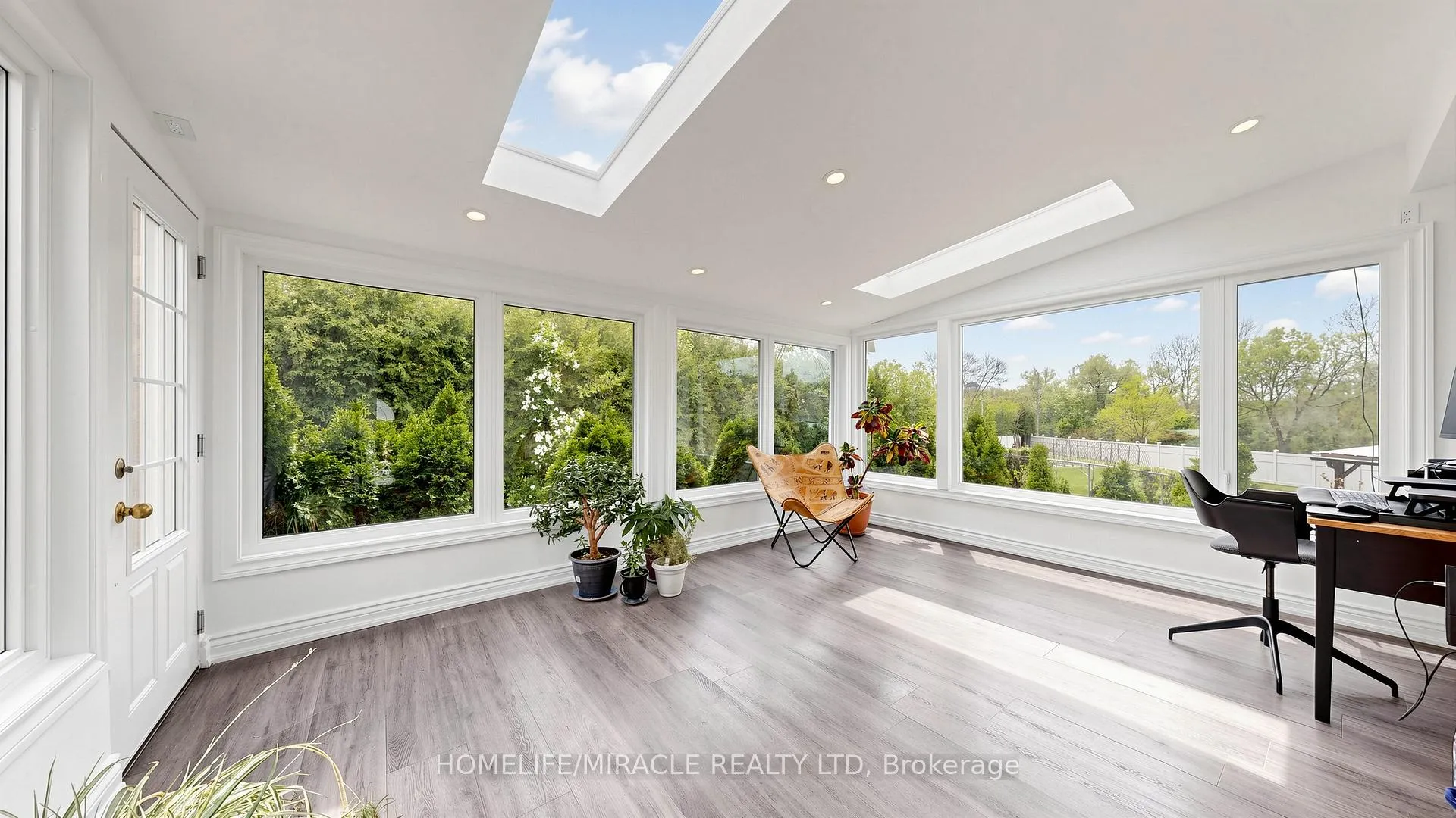 Photo 17 of 35 Pioneer Lane, Vaughan, East Woodbridge — HOMEH