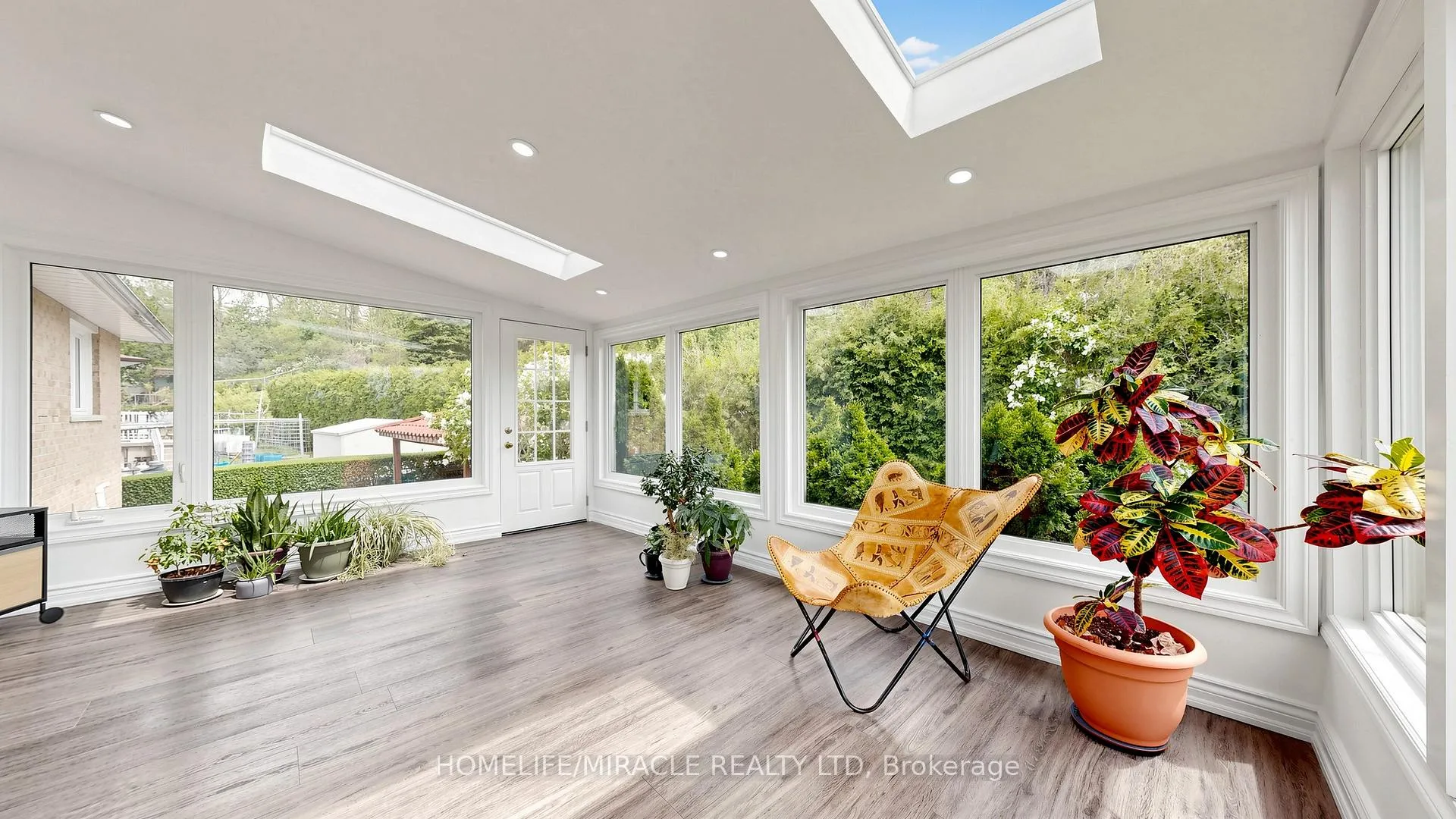 Photo 18 of 35 Pioneer Lane, Vaughan, East Woodbridge — HOMEH