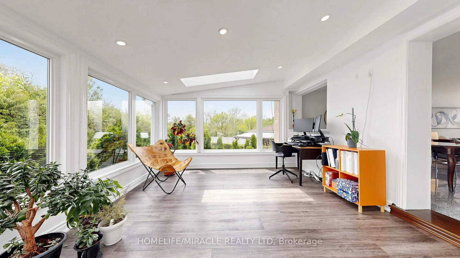 Photo 19 of 35 Pioneer Lane, Vaughan, East Woodbridge — HOMEH