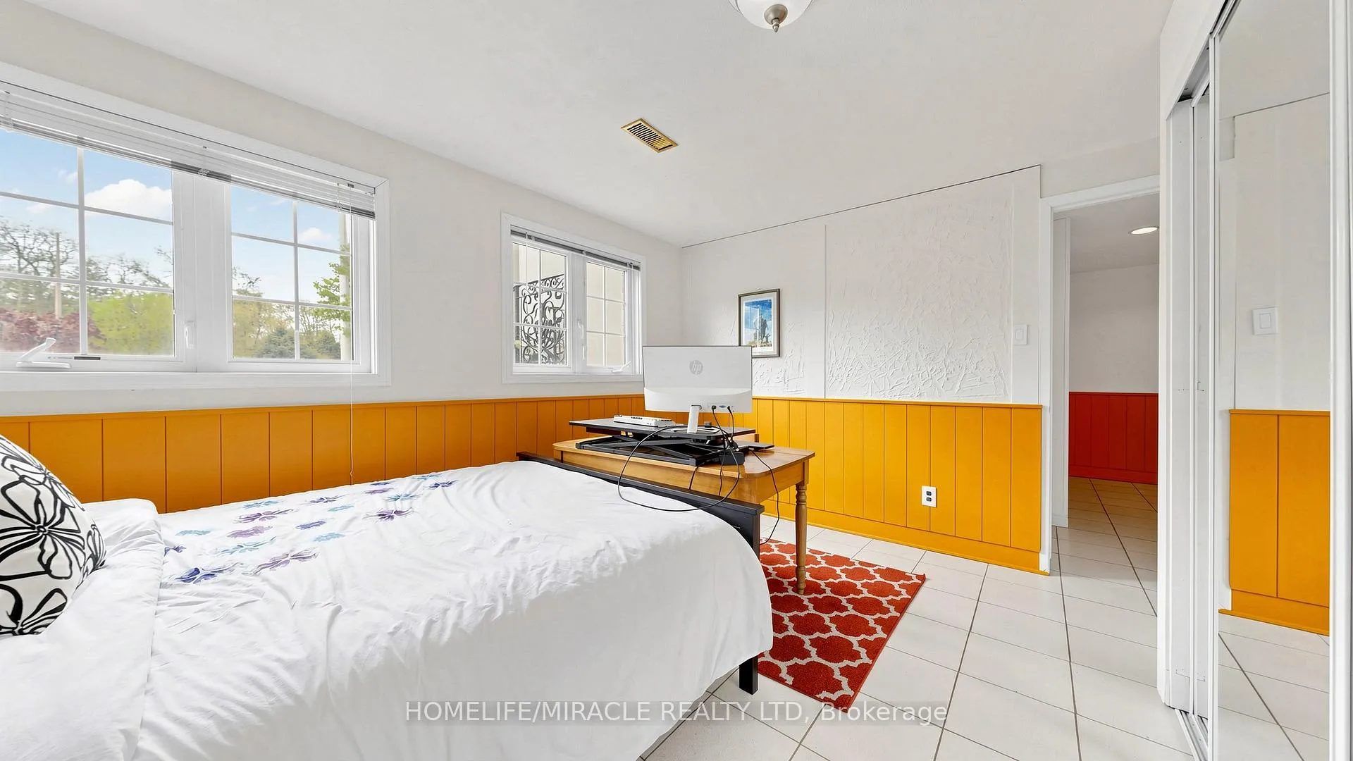 Photo 34 of 35 Pioneer Lane, Vaughan, East Woodbridge — HOMEH