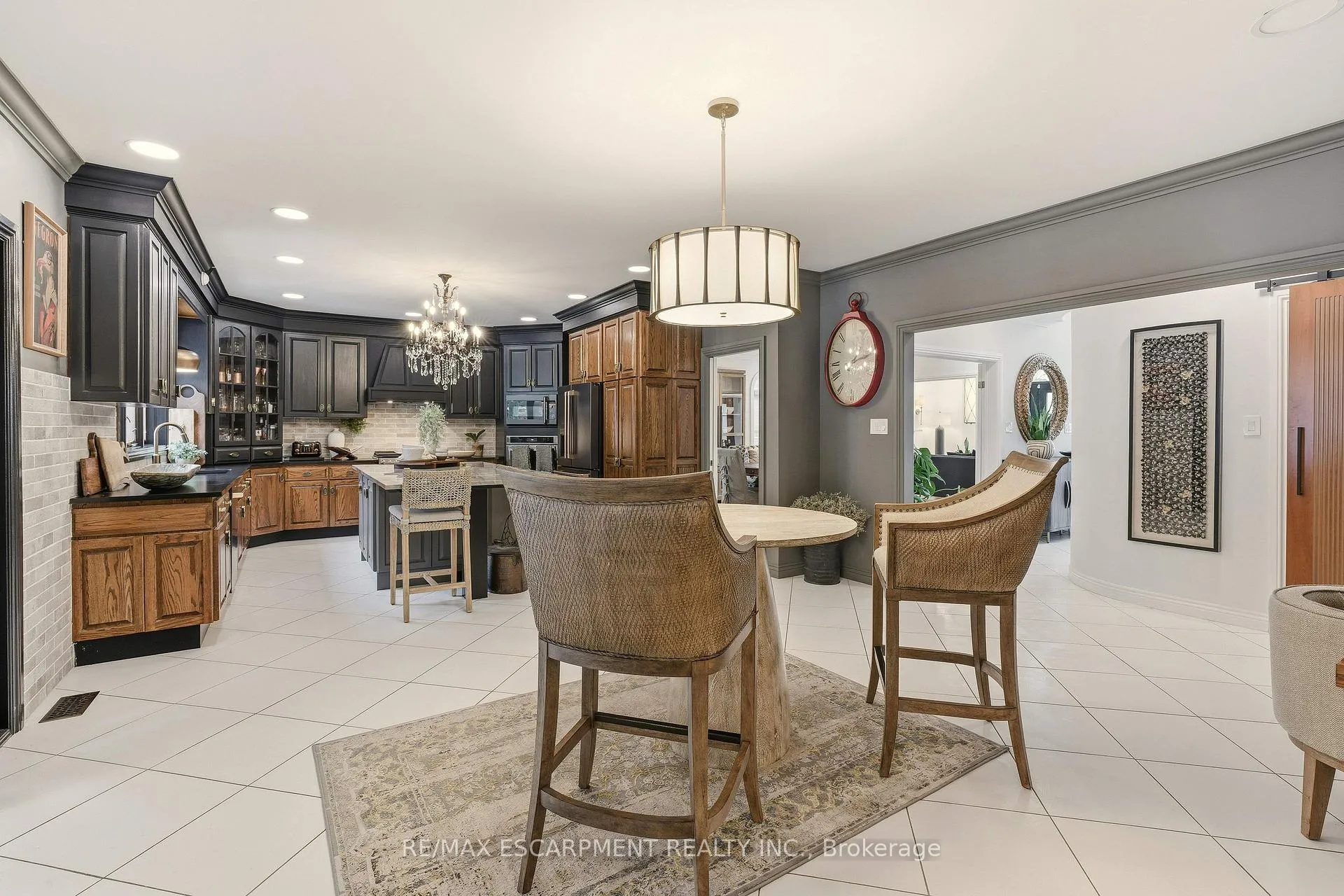 Photo 22 of 82 Maple Drive, Hamilton, Stoney Creek — HOMEH