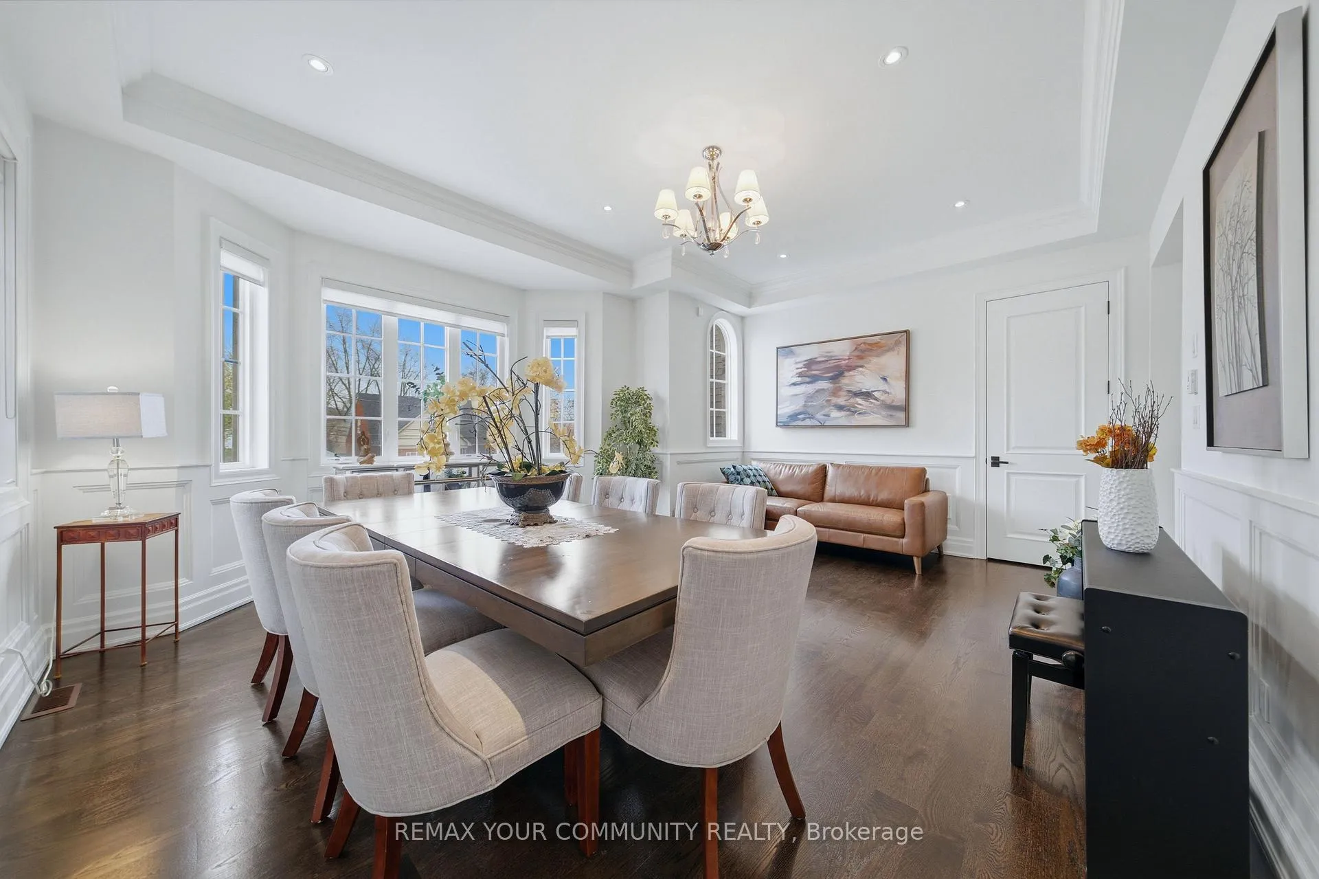 Photo 6 of 116 Frontenac Avenue, Toronto, Bedford Park-Nortown — HOMEH