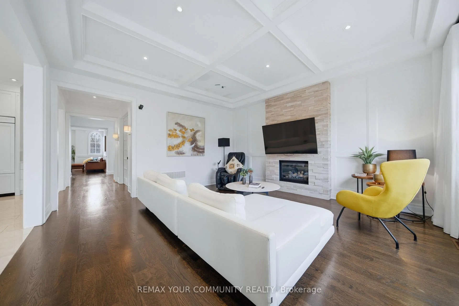 Photo 14 of 116 Frontenac Avenue, Toronto, Bedford Park-Nortown — HOMEH