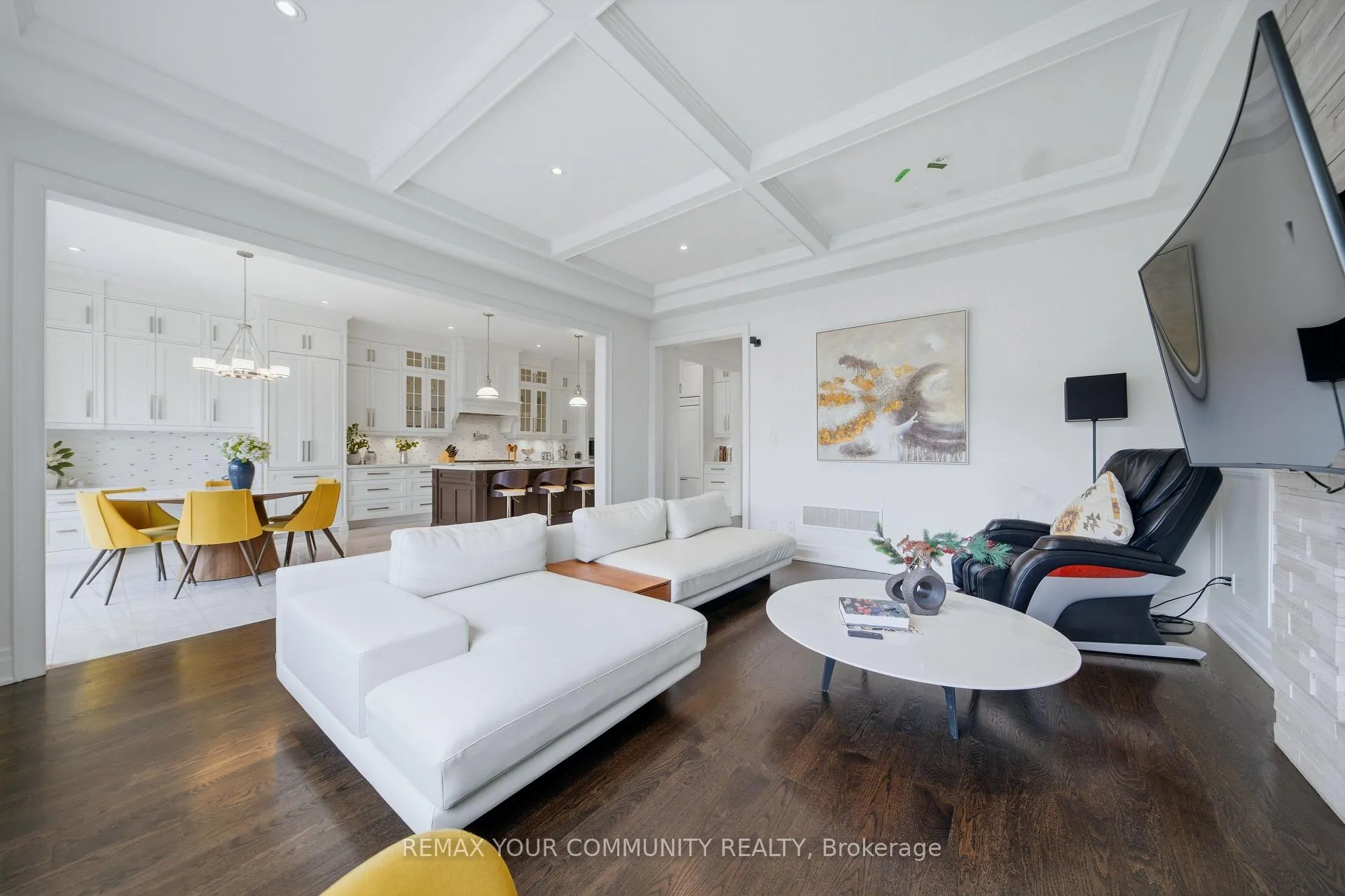 Photo 15 of 116 Frontenac Avenue, Toronto, Bedford Park-Nortown — HOMEH