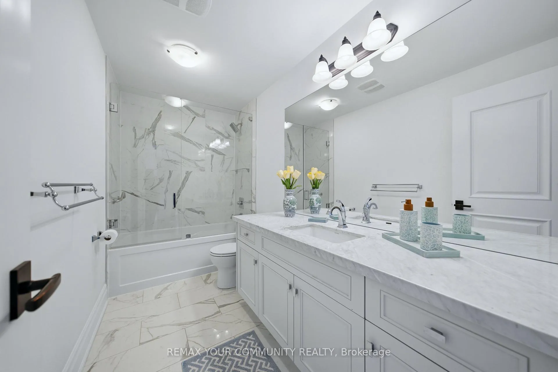 Photo 37 of 116 Frontenac Avenue, Toronto, Bedford Park-Nortown — HOMEH