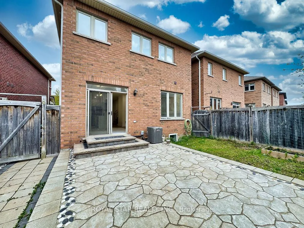 Photo 47 of 351 Giddings Crescent, Milton, Scott — HOMEH
