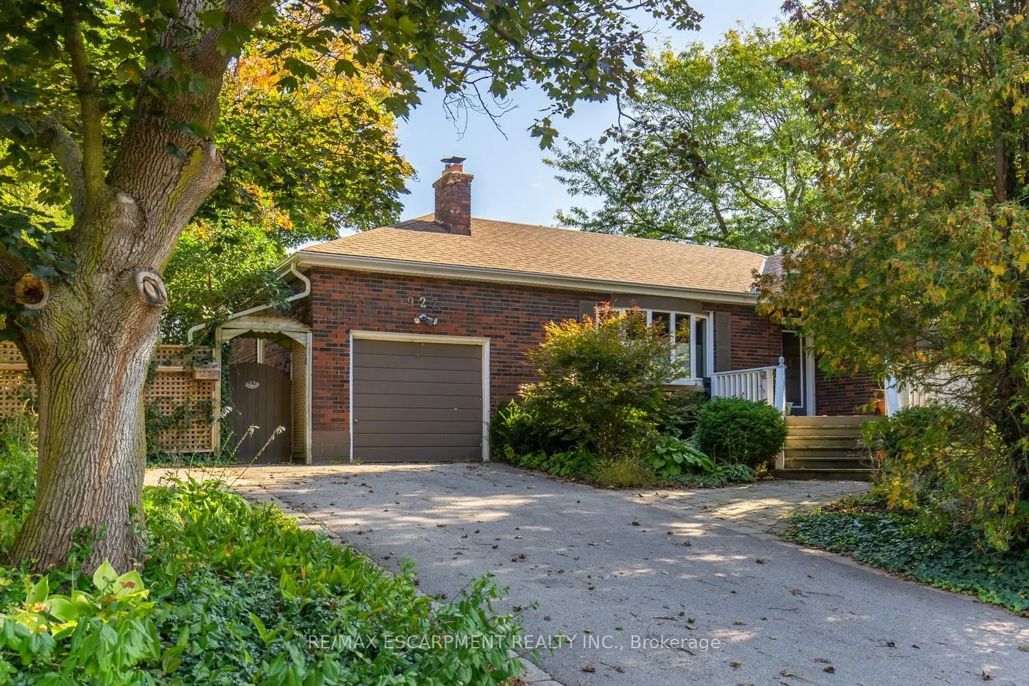 Photo 17 of Unit 2, 927 Teal Drive, Burlington, LaSalle — HOMEH