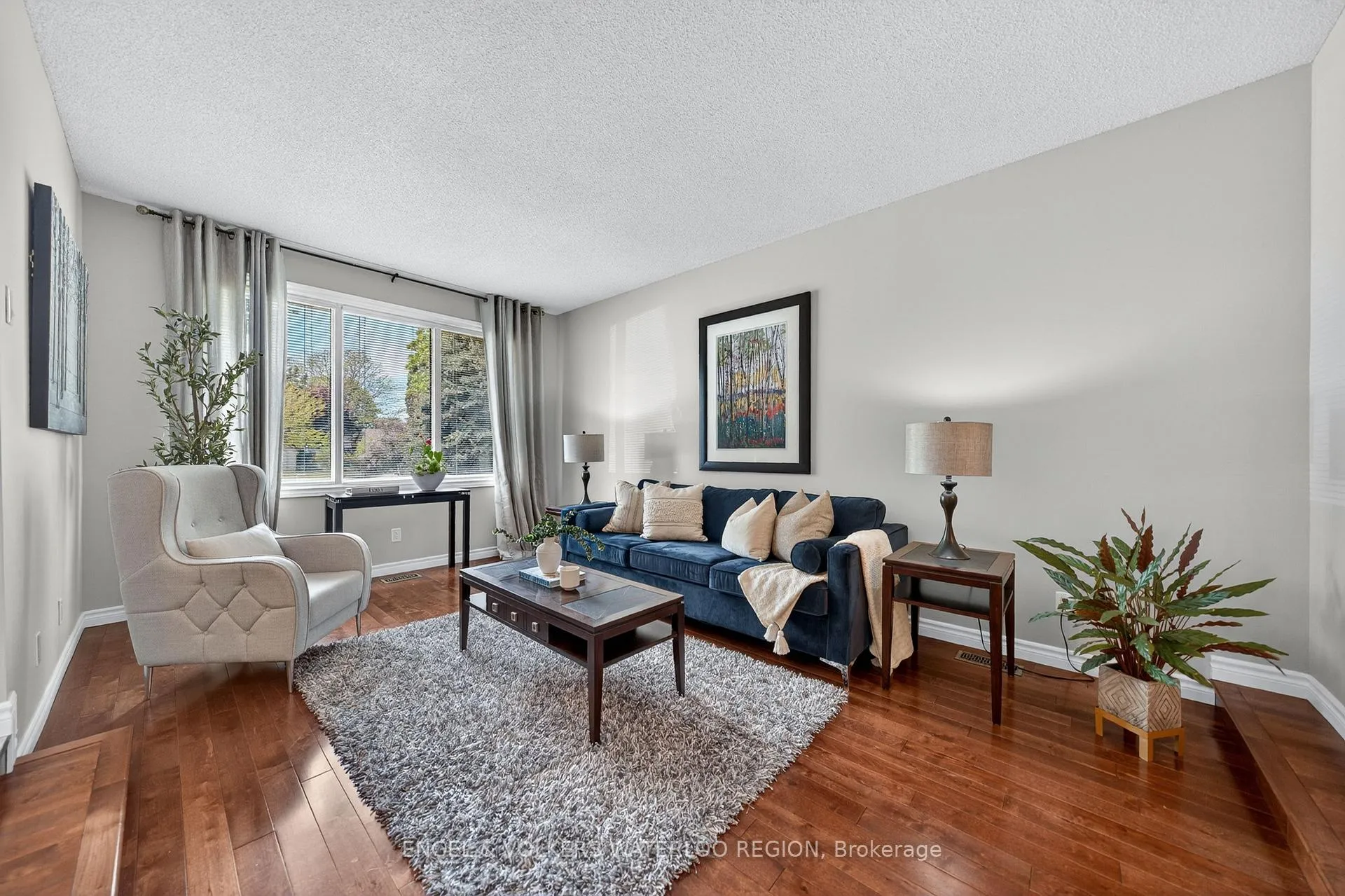 Photo 7 of 35 Countryside Crescent, Waterloo — HOMEH