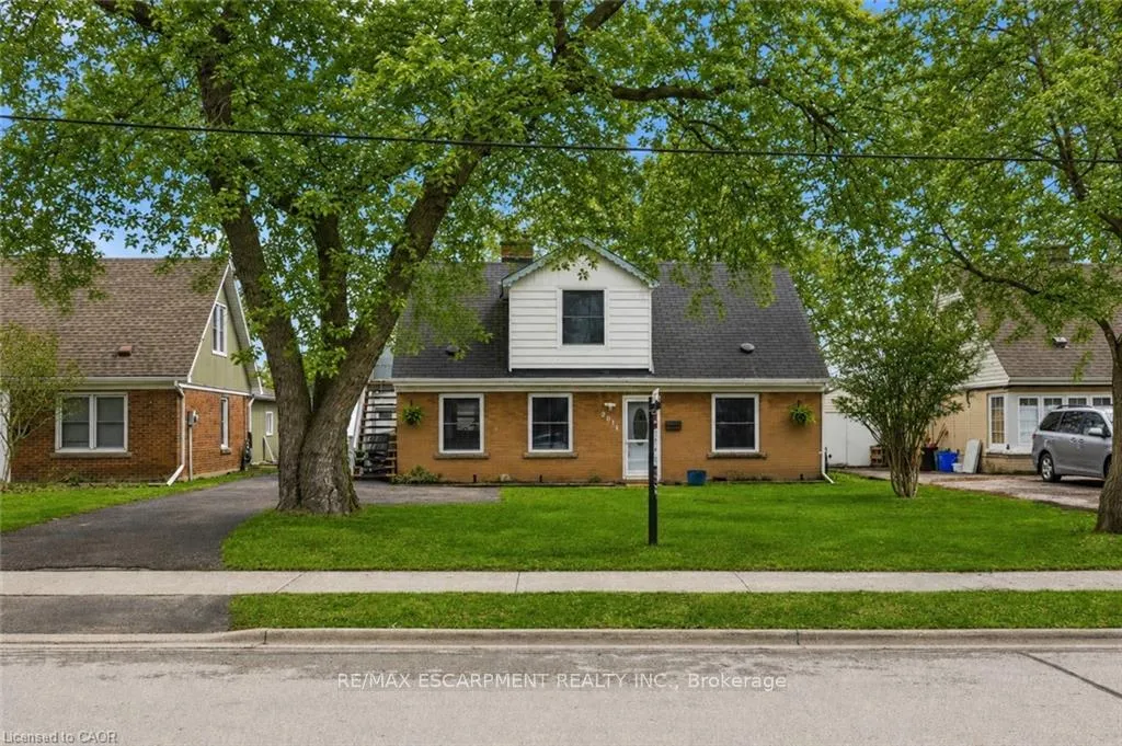 Front of 2074 Churchill Avenue