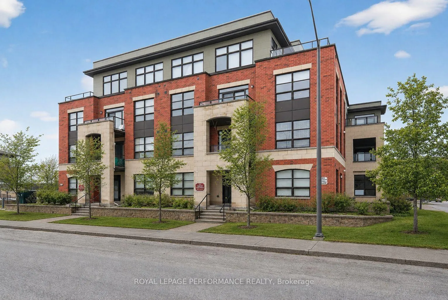 Photo 1 of Unit 305, 669 Sue Holloway Drive, Ottawa, Barrhaven - Strandherd — HOMEH