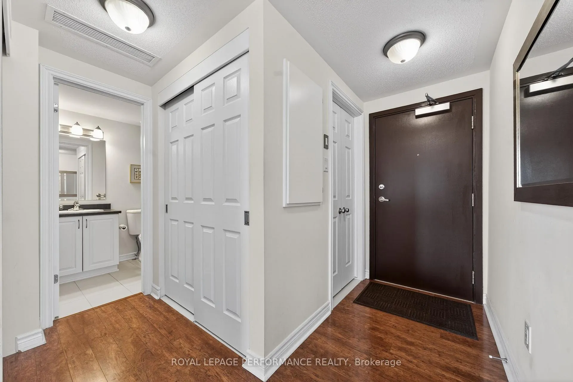 Photo 3 of Unit 305, 669 Sue Holloway Drive, Ottawa, Barrhaven - Strandherd — HOMEH