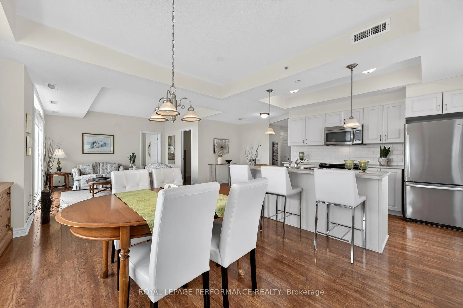 Photo 13 of Unit 305, 669 Sue Holloway Drive, Ottawa, Barrhaven - Strandherd — HOMEH