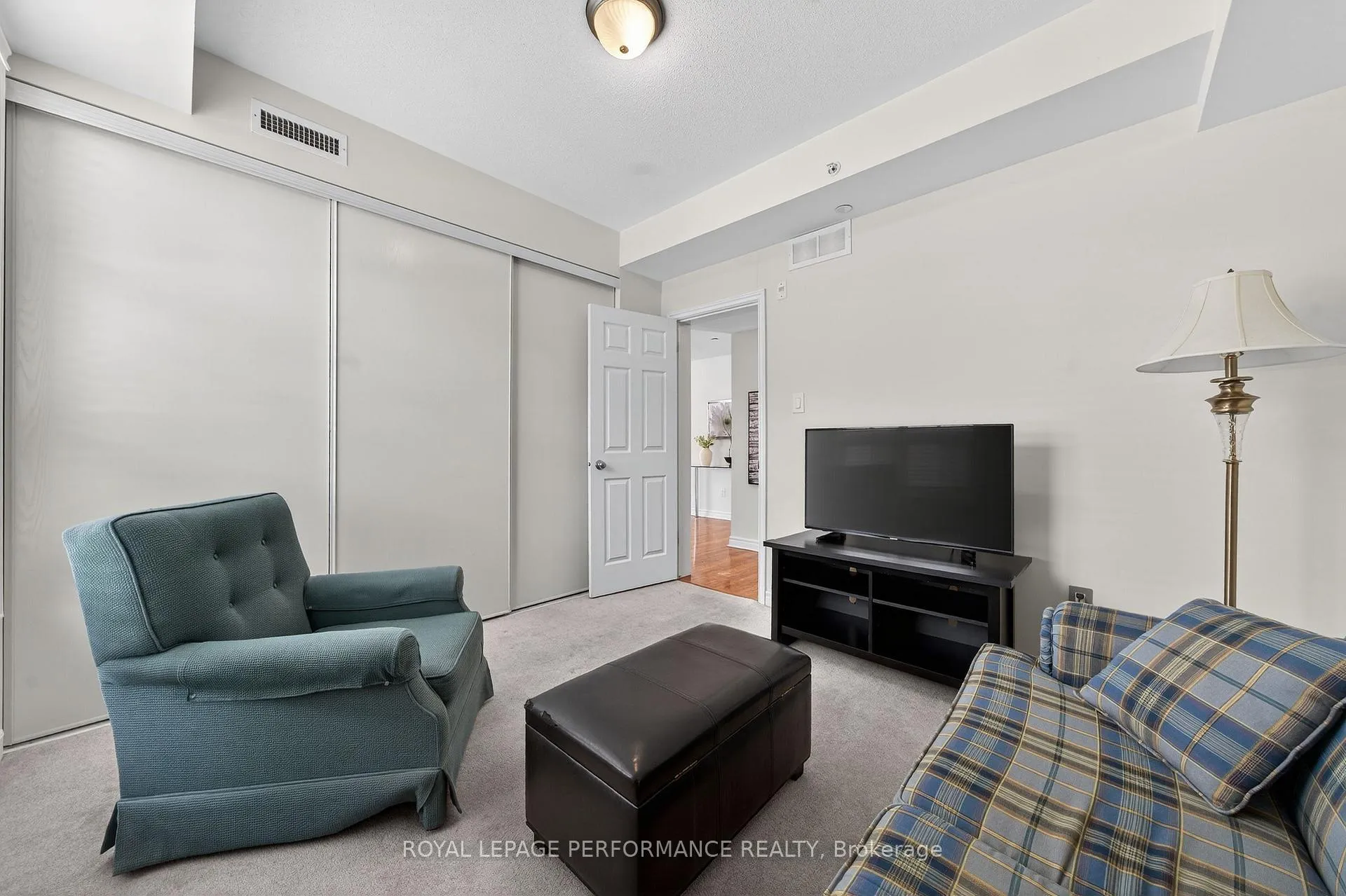 Photo 28 of Unit 305, 669 Sue Holloway Drive, Ottawa, Barrhaven - Strandherd — HOMEH
