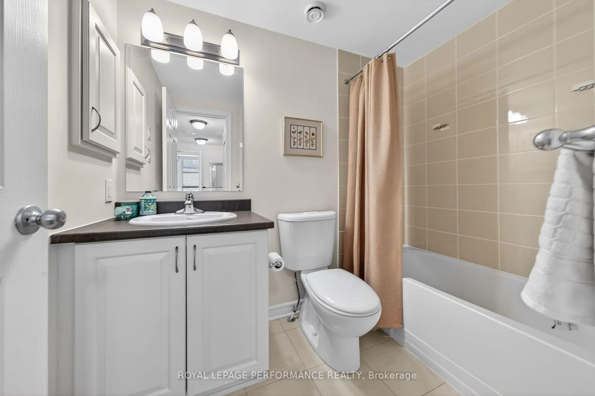 Photo 31 of Unit 305, 669 Sue Holloway Drive, Ottawa, Barrhaven - Strandherd — HOMEH