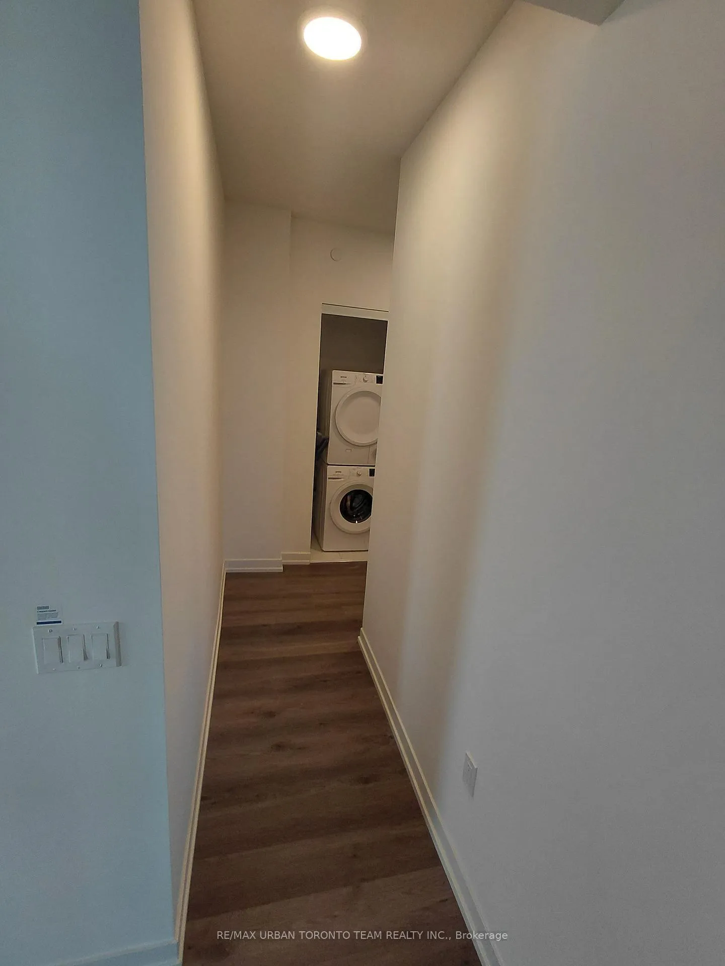 Photo 13 of Unit 512, 8 Interchange Way, Vaughan, Vaughan Corporate Centre — HOMEH