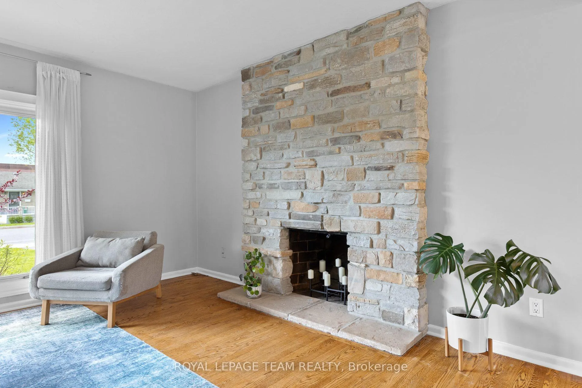 Photo 9 of 1812 Kerr Avenue, Ottawa, McKellar Heights/Glabar Park — HOMEH