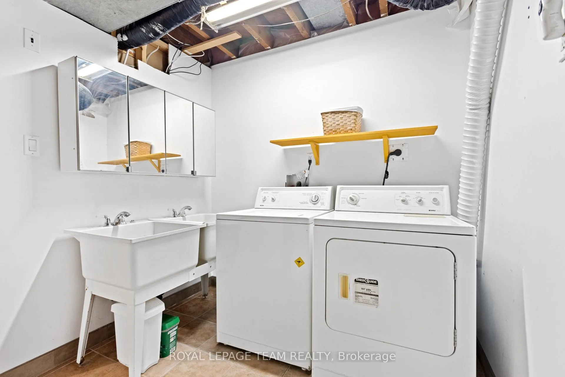 Photo 34 of 1812 Kerr Avenue, Ottawa, McKellar Heights/Glabar Park — HOMEH