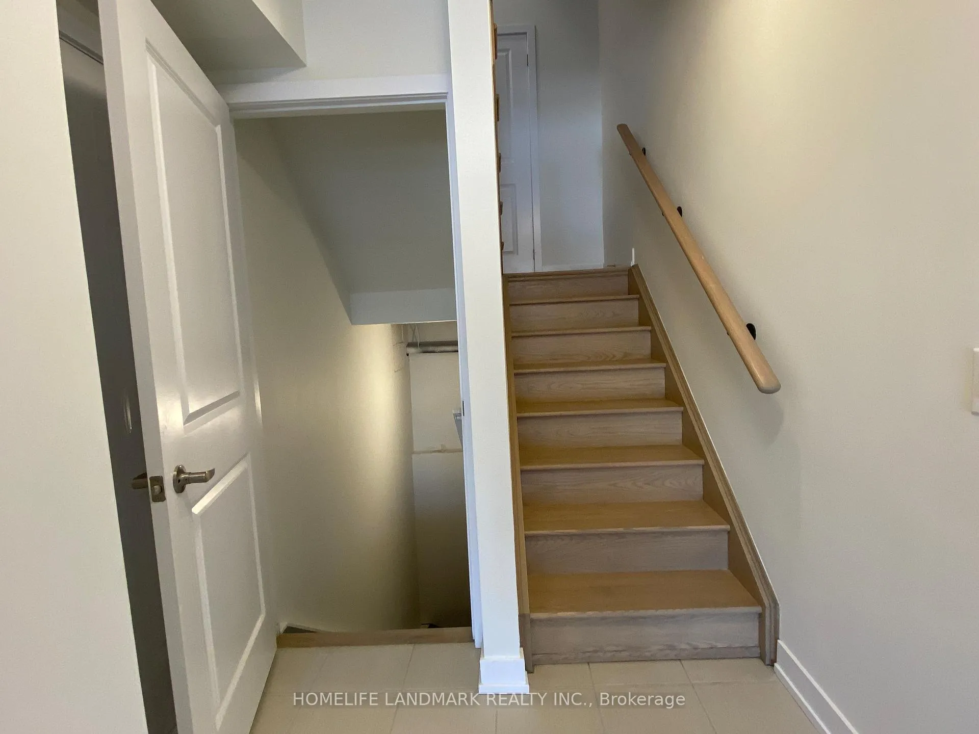 Photo 6 of 21 Schmidt Lane, Markham, Angus Glen — HOMEH