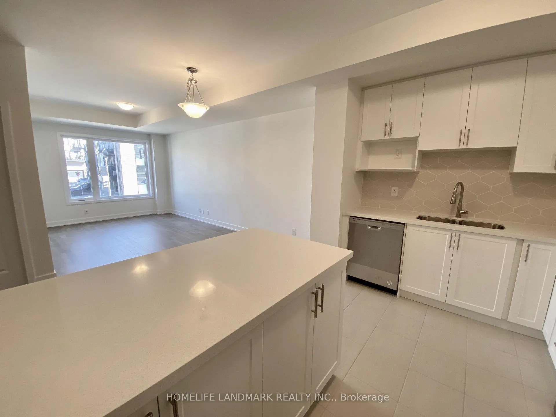Photo 11 of 21 Schmidt Lane, Markham, Angus Glen — HOMEH