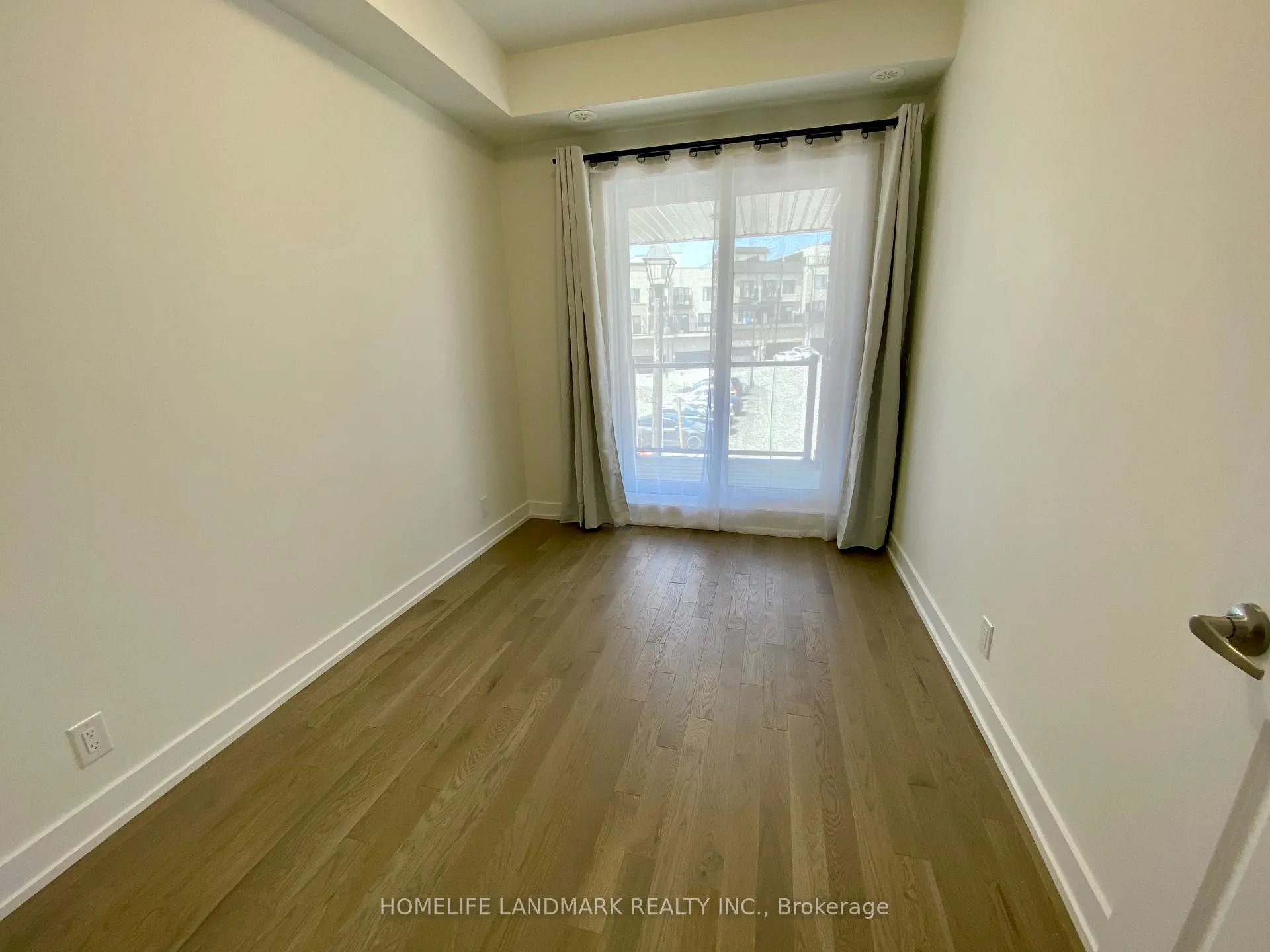 Photo 16 of 21 Schmidt Lane, Markham, Angus Glen — HOMEH