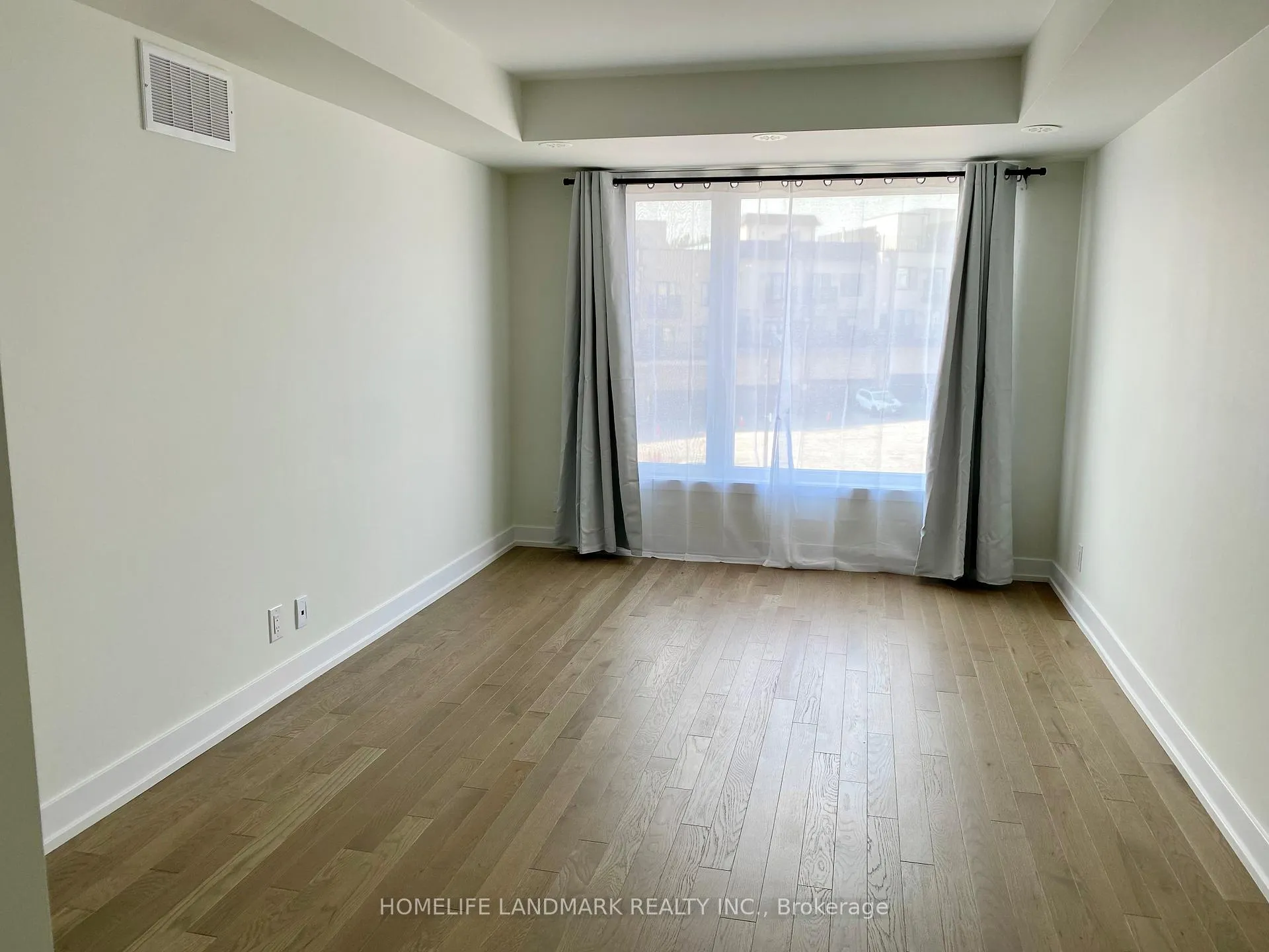 Photo 24 of 21 Schmidt Lane, Markham, Angus Glen — HOMEH
