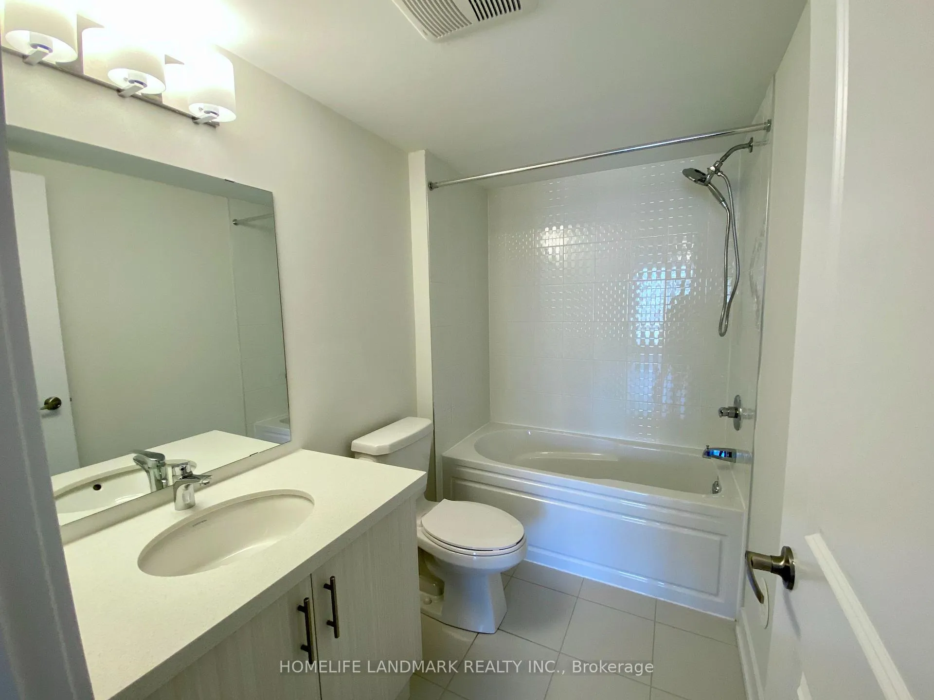 Photo 28 of 21 Schmidt Lane, Markham, Angus Glen — HOMEH