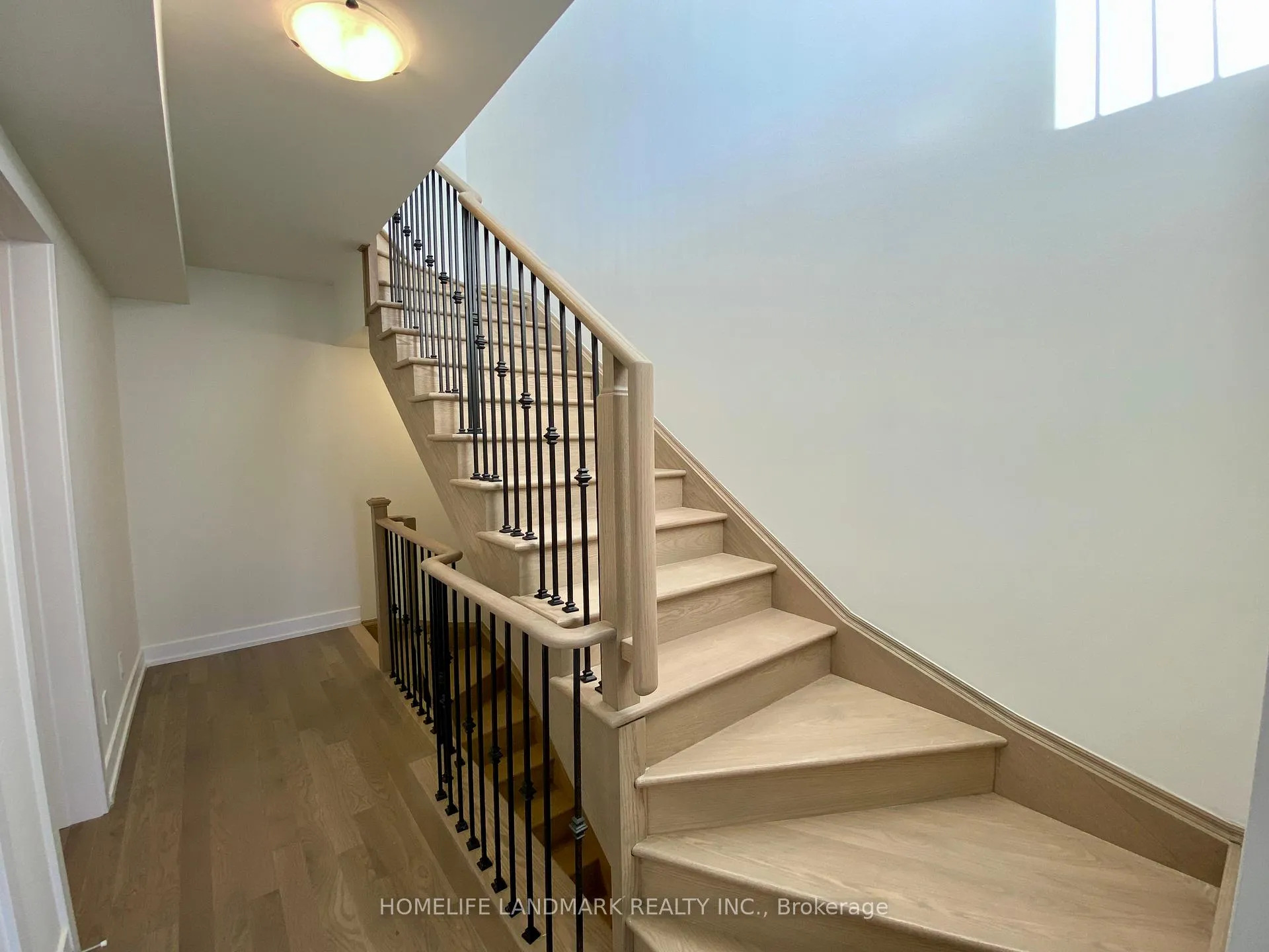 Photo 36 of 21 Schmidt Lane, Markham, Angus Glen — HOMEH