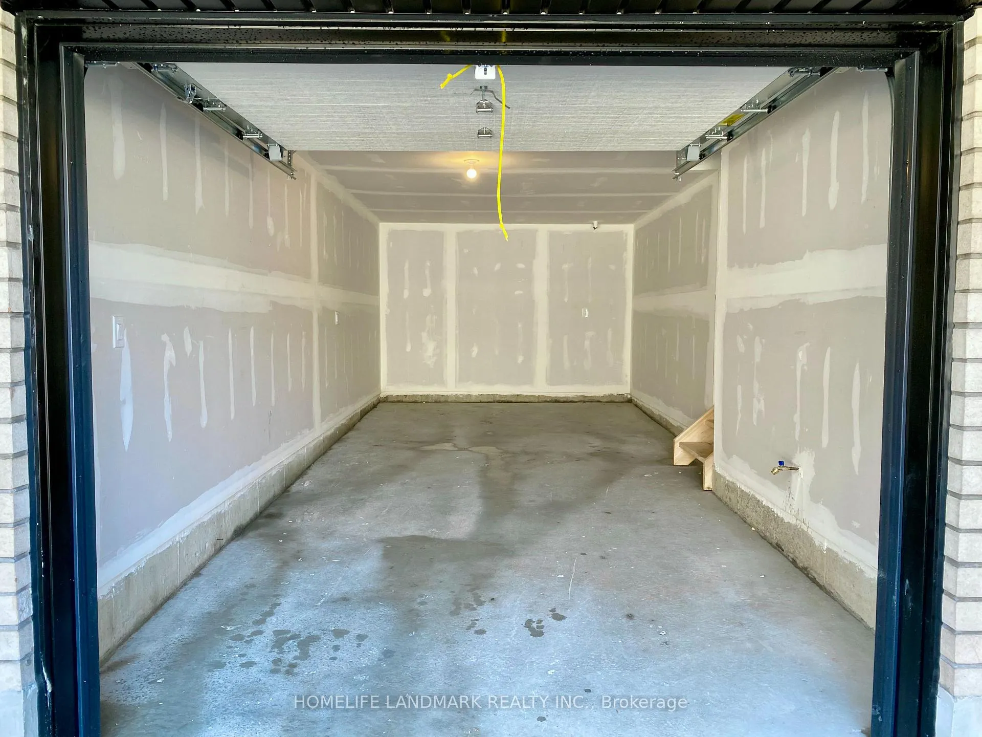 Photo 41 of 21 Schmidt Lane, Markham, Angus Glen — HOMEH