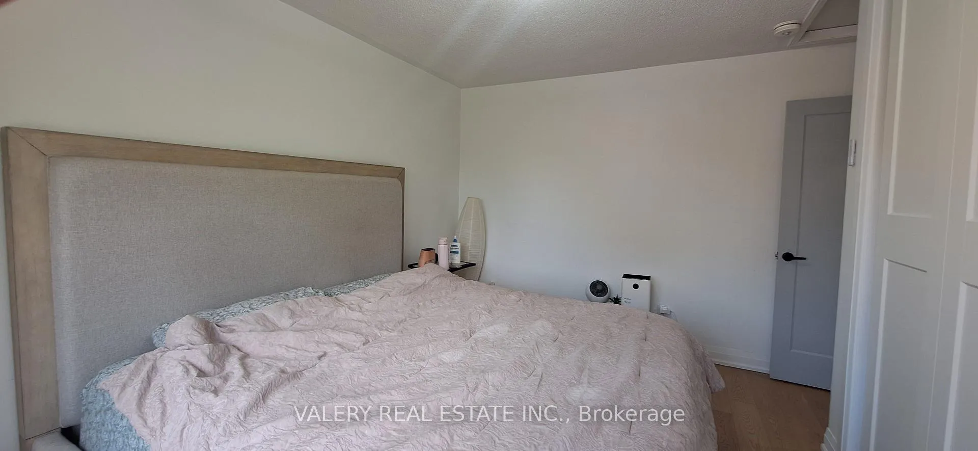 Photo 15 of Unit 1, 68 Mullis Crescent, Brampton, Fletcher's West — HOMEH