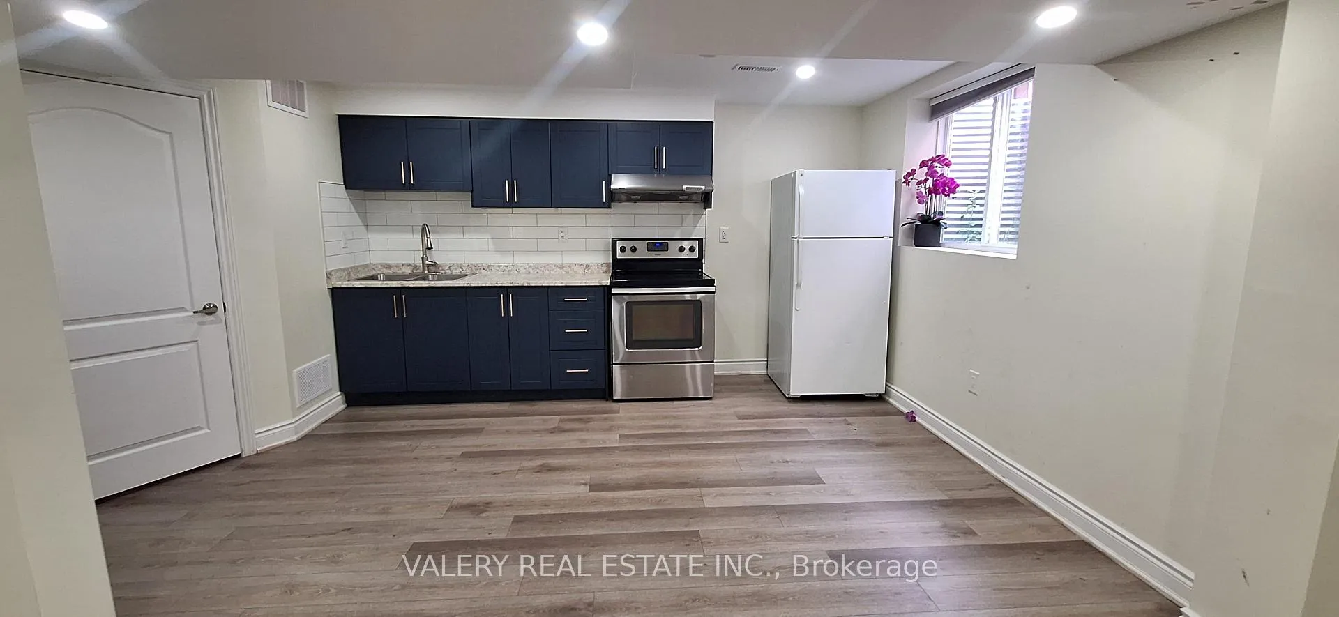 Photo 2 of Unit 2, 68 Mullis Crescent, Brampton, Fletcher's West — HOMEH