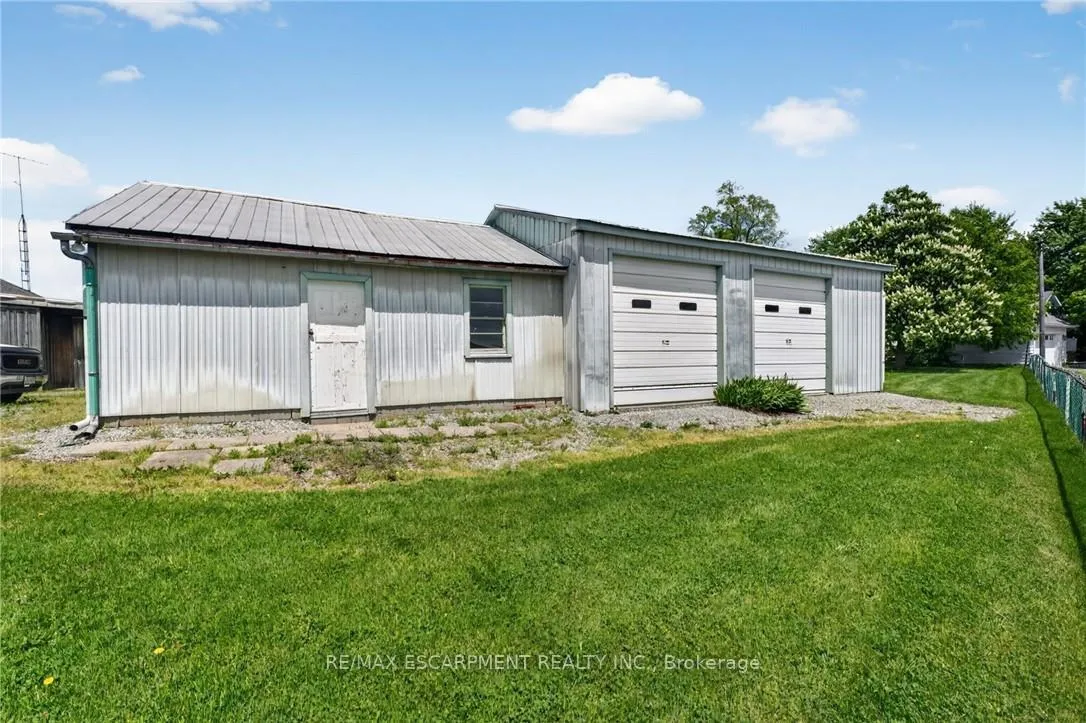 Photo 5 of 2883 South Grimsby Rd 10, Grimsby, Grimsby Escarpment — HOMEH