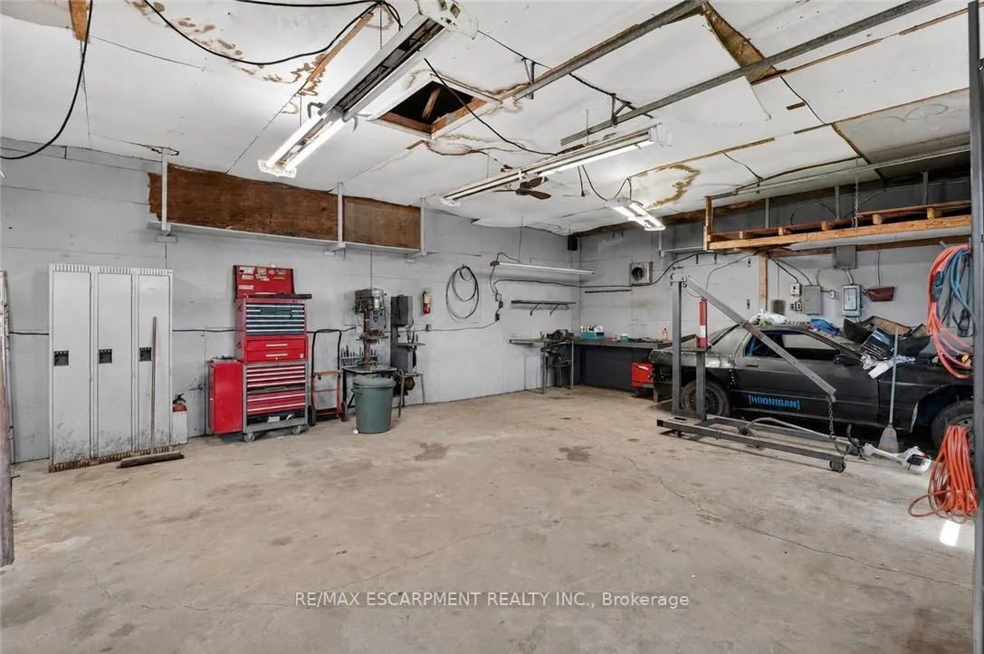 Photo 6 of 2883 South Grimsby Rd 10, Grimsby, Grimsby Escarpment — HOMEH