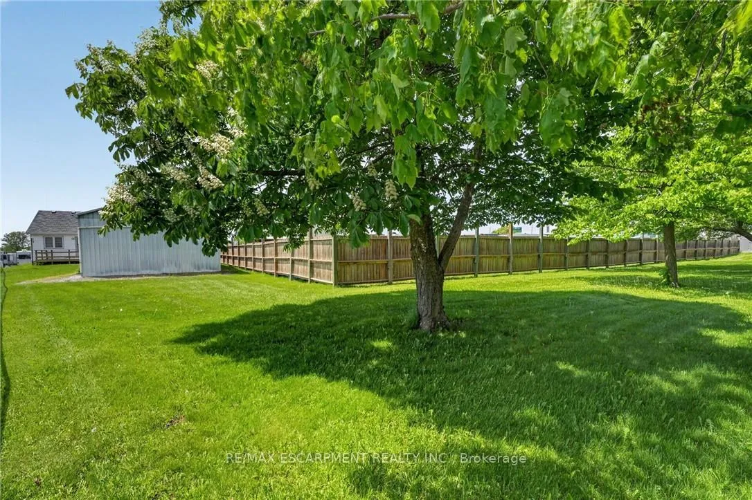 Photo 8 of 2883 South Grimsby Rd 10, Grimsby, Grimsby Escarpment — HOMEH