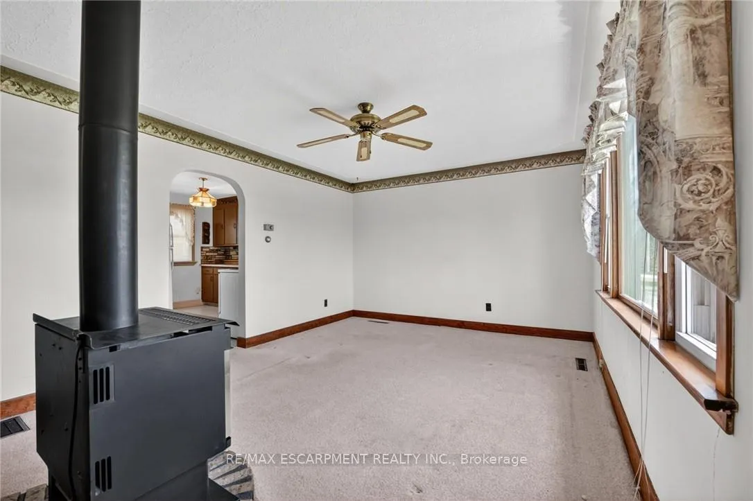 Photo 12 of 2883 South Grimsby Rd 10, Grimsby, Grimsby Escarpment — HOMEH
