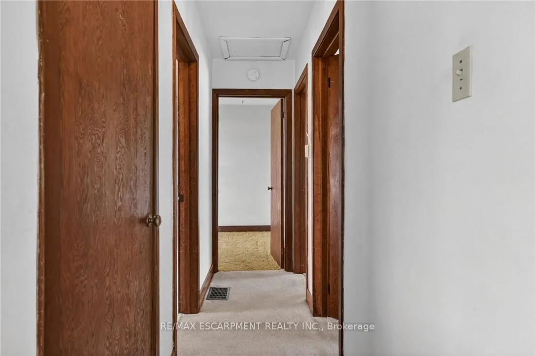 Photo 19 of 2883 South Grimsby Rd 10, Grimsby, Grimsby Escarpment — HOMEH