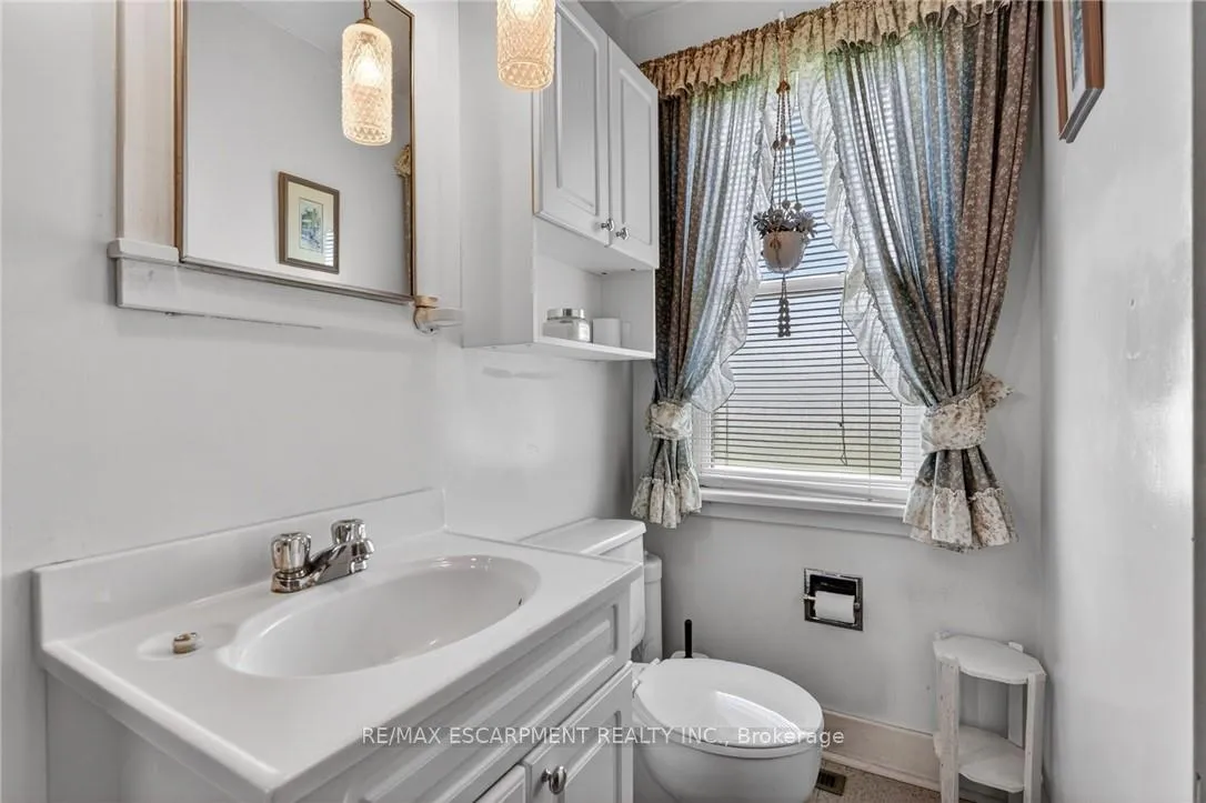 Photo 21 of 2883 South Grimsby Rd 10, Grimsby, Grimsby Escarpment — HOMEH