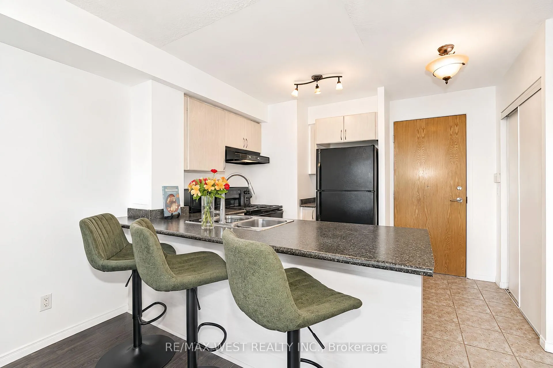 Photo 2 of Unit 216, 340 Watson Street W, Whitby, Port Whitby — HOMEH